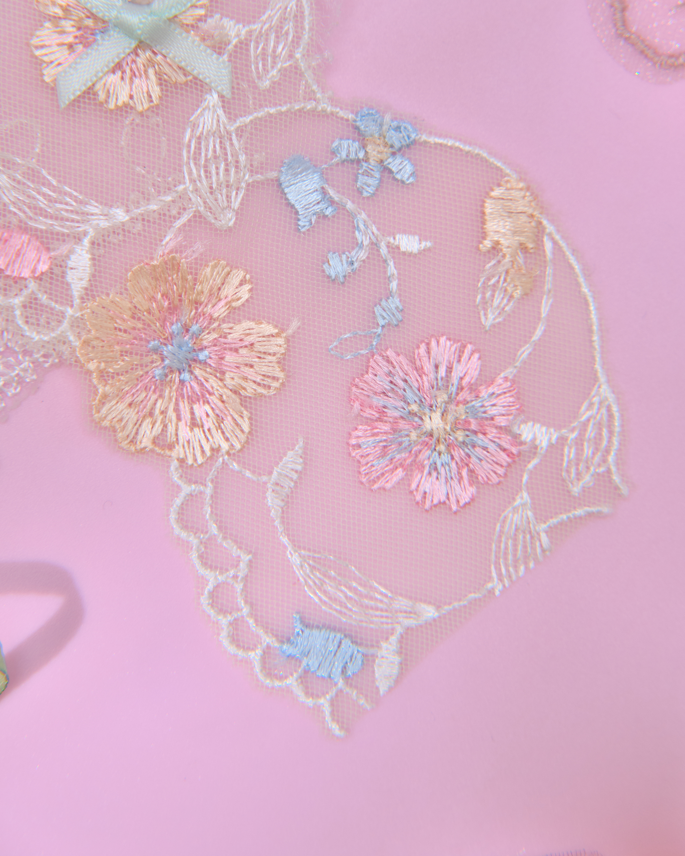 13716 Summer Bow Medium Clip