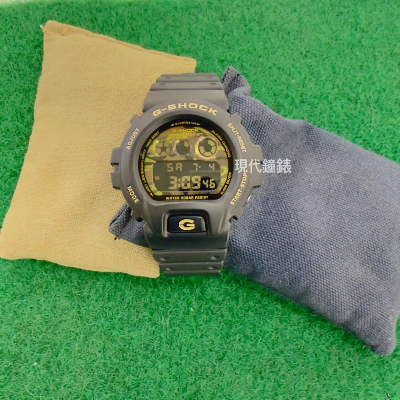 【G-SHOCK】 Bold Camo 迷彩金系列手錶DW-6900CF-1D 50mm 現代鐘錶
