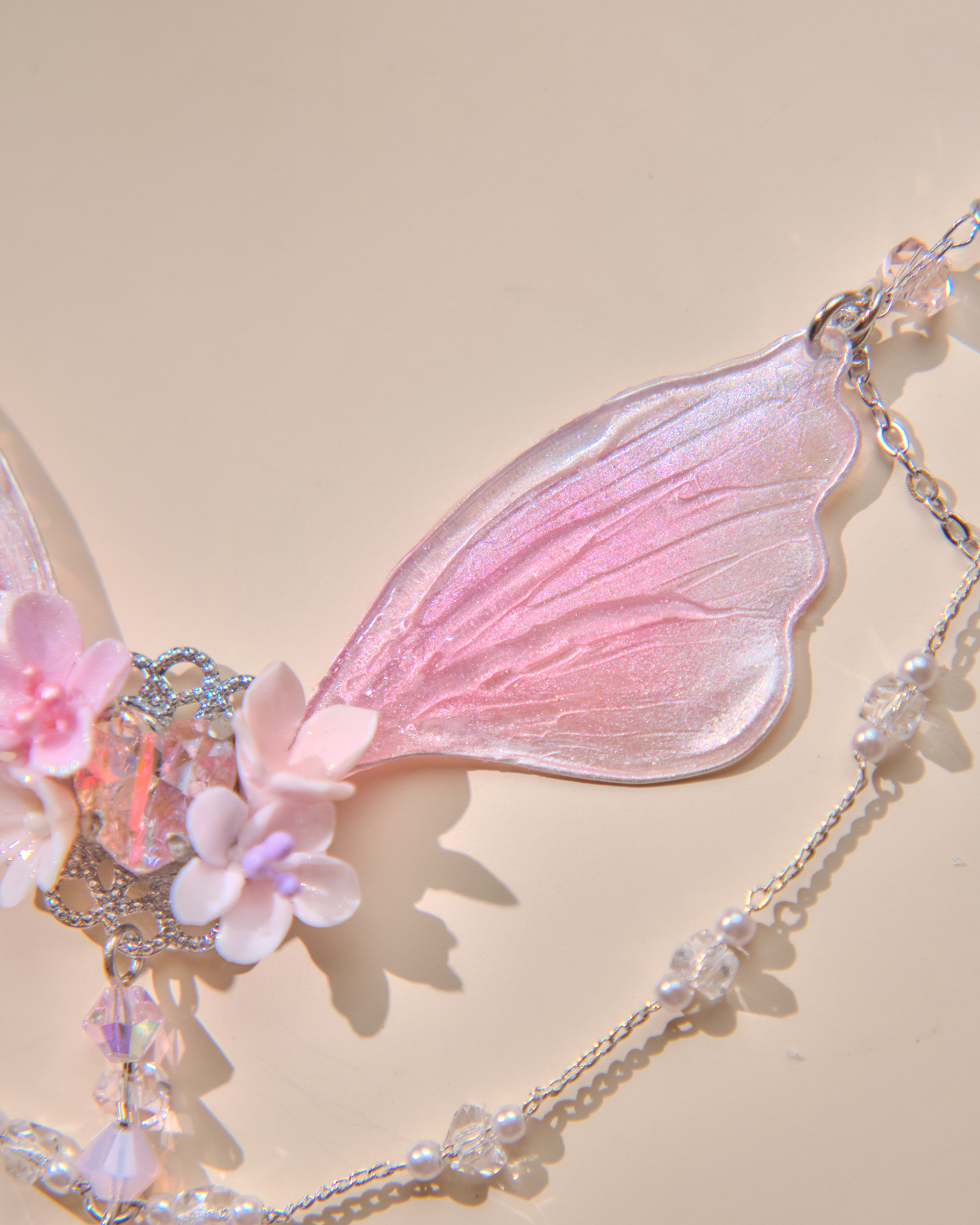 13712 Summer Bloom Wing Necklace