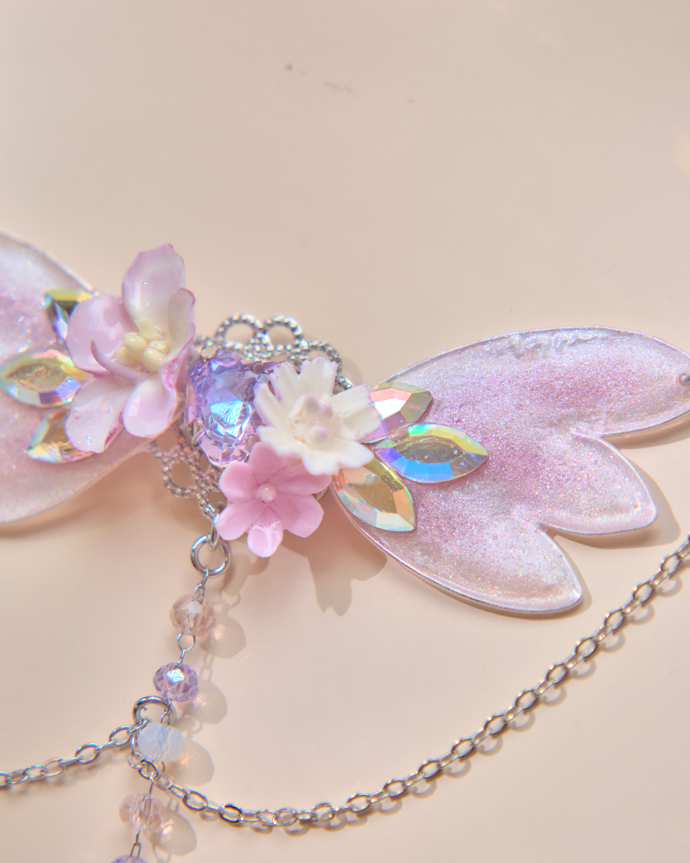 13711 Summer Bloom Wing Necklace