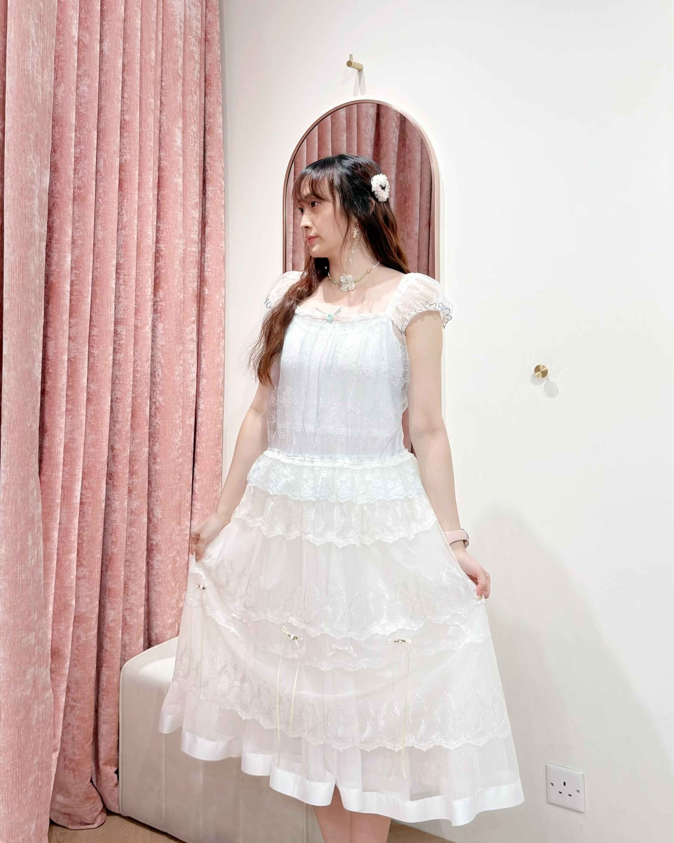13893 New French Square-Neck Dream Sheer Cover