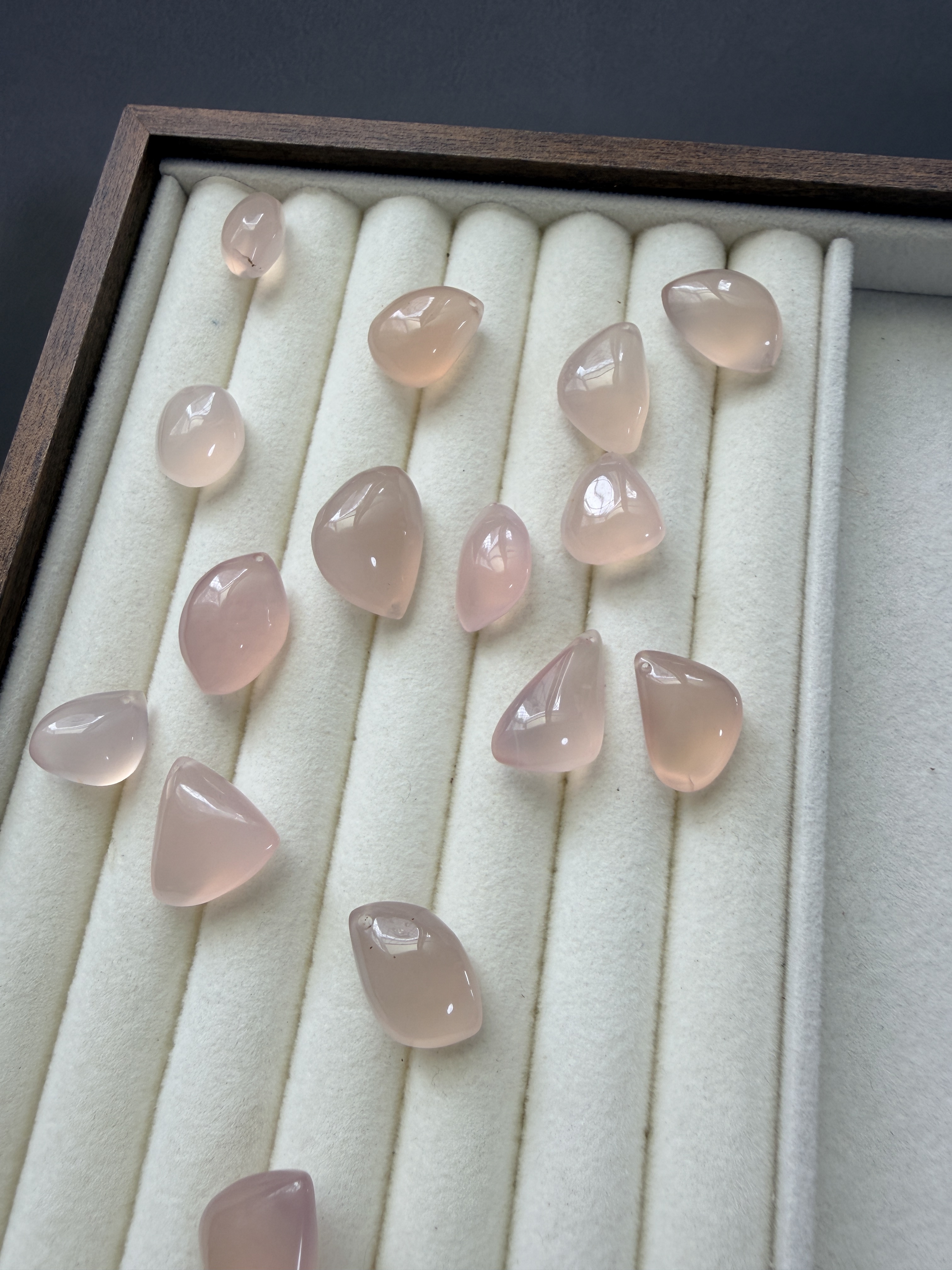 粉晶