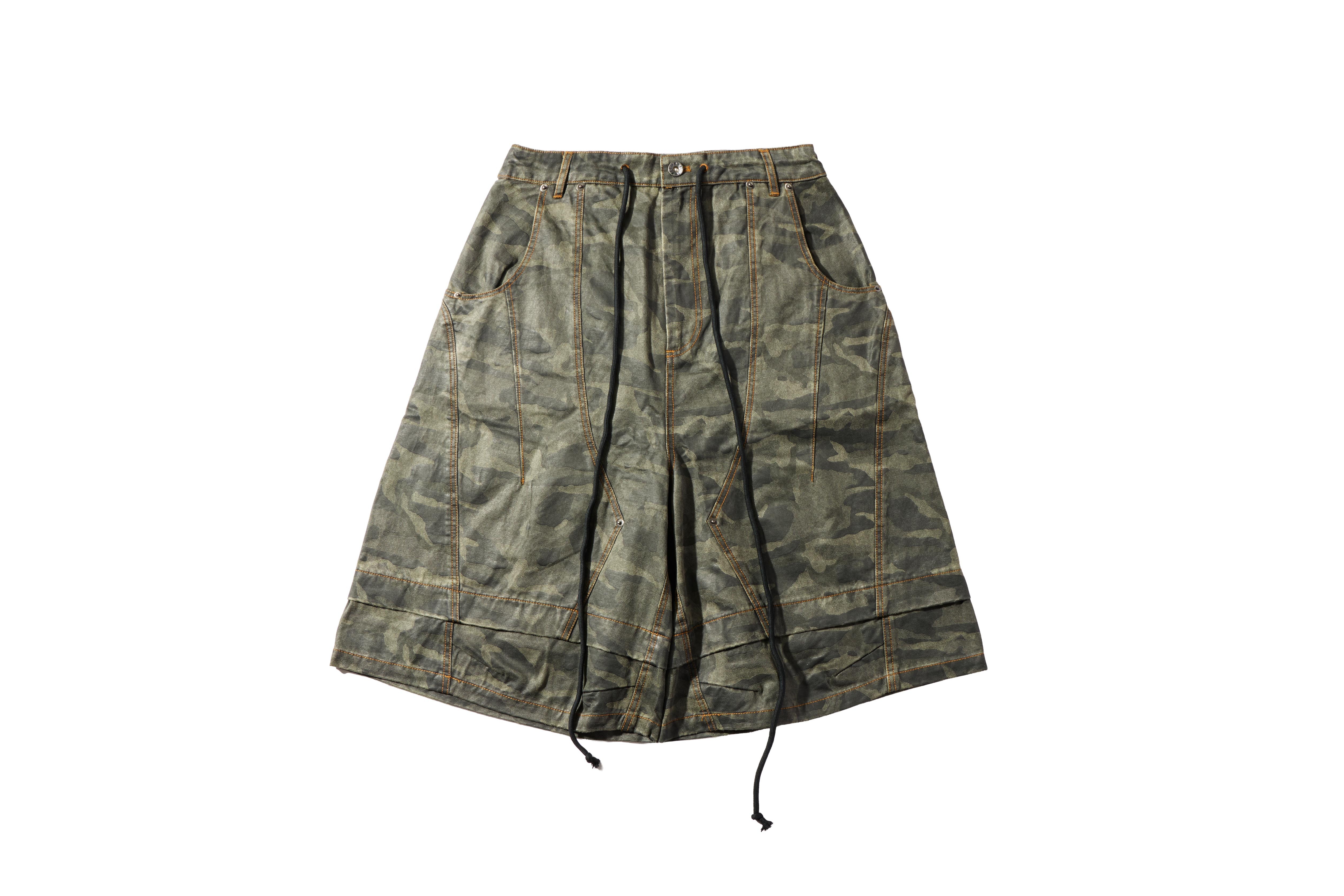 REMIX "re Reconstructed Carpenter Layered Shorts" (Camo)