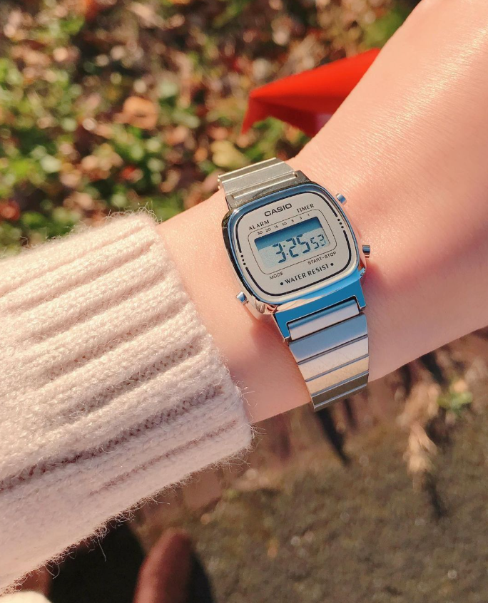 Casio LA670WA-7