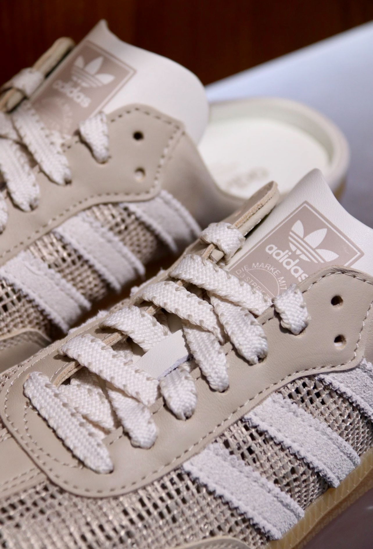 代購-ADIDAS ORIGINAL SAMBA MULE 燕麥奶 焦糖底 編織設計 穆勒鞋 拖鞋 涼鞋 HP5051
