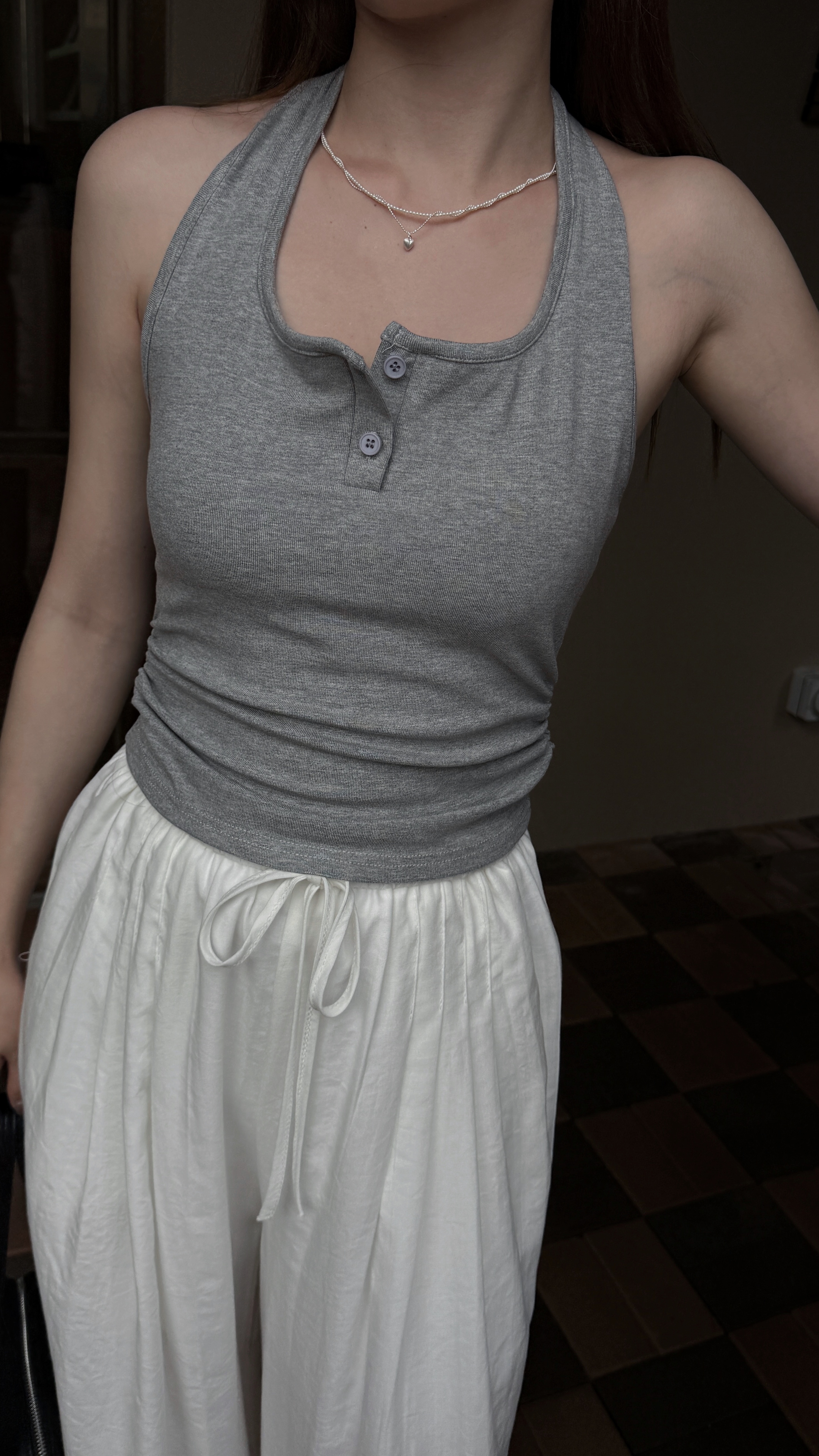 雙釦掛脖露背bra top ( 2 colors )
