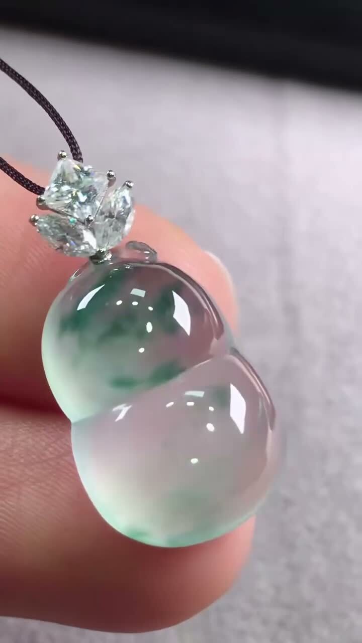 74328 翡翠葫蘆吊墜