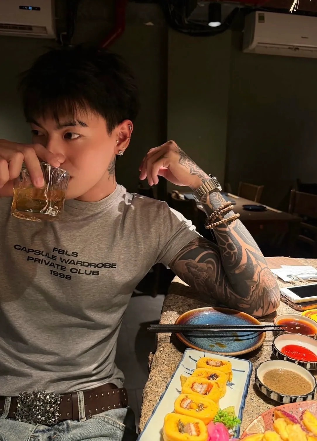 <越南爆款🔥>FABRICLISM Private Club Slimfit 正肩合身T 三色