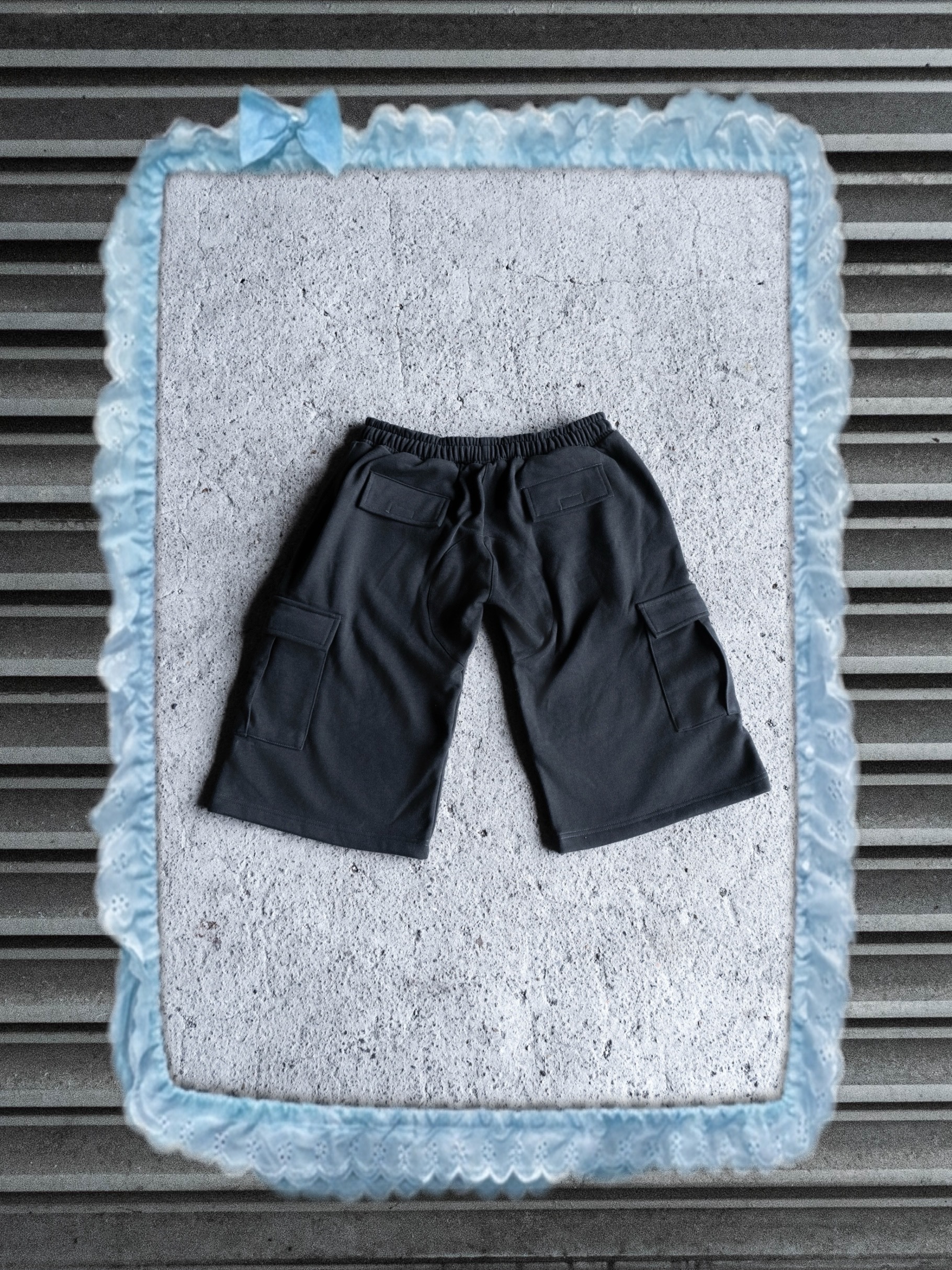 LIZ Casual Collection Capri Pants