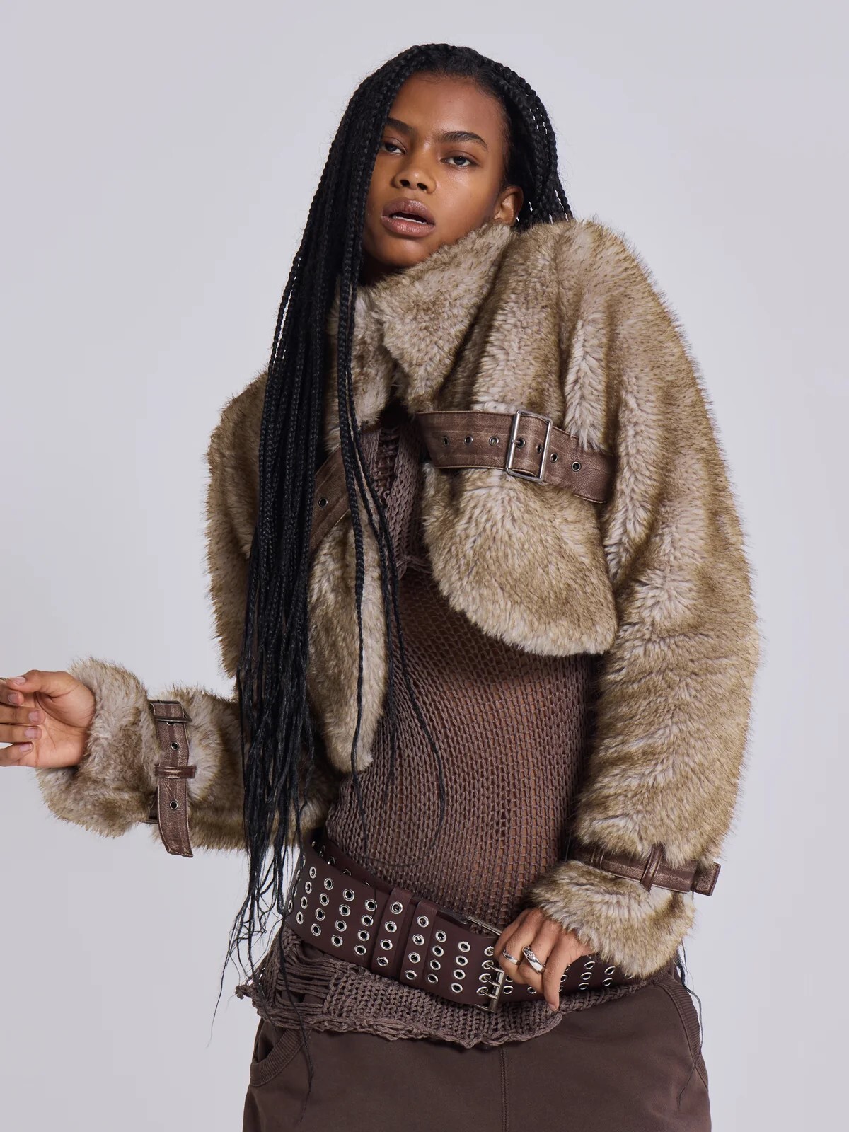 JADED LONDON 胸前皮帶仿皮草 立領短版夾克 Raven Faux Fur & Leather Crop Jacket JWJK4599