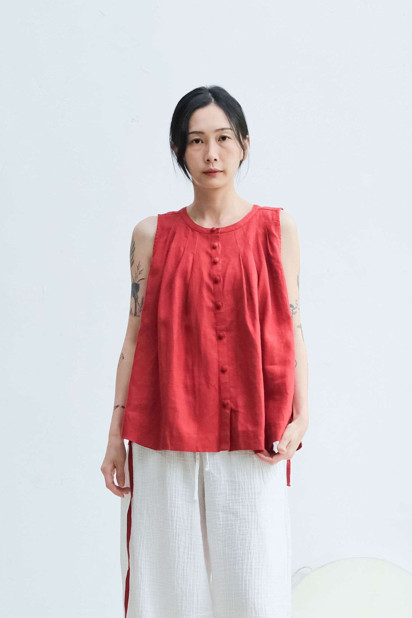 海豚鳥 birphin 魔法罩衫無袖上衣 / 亞麻 紅花色