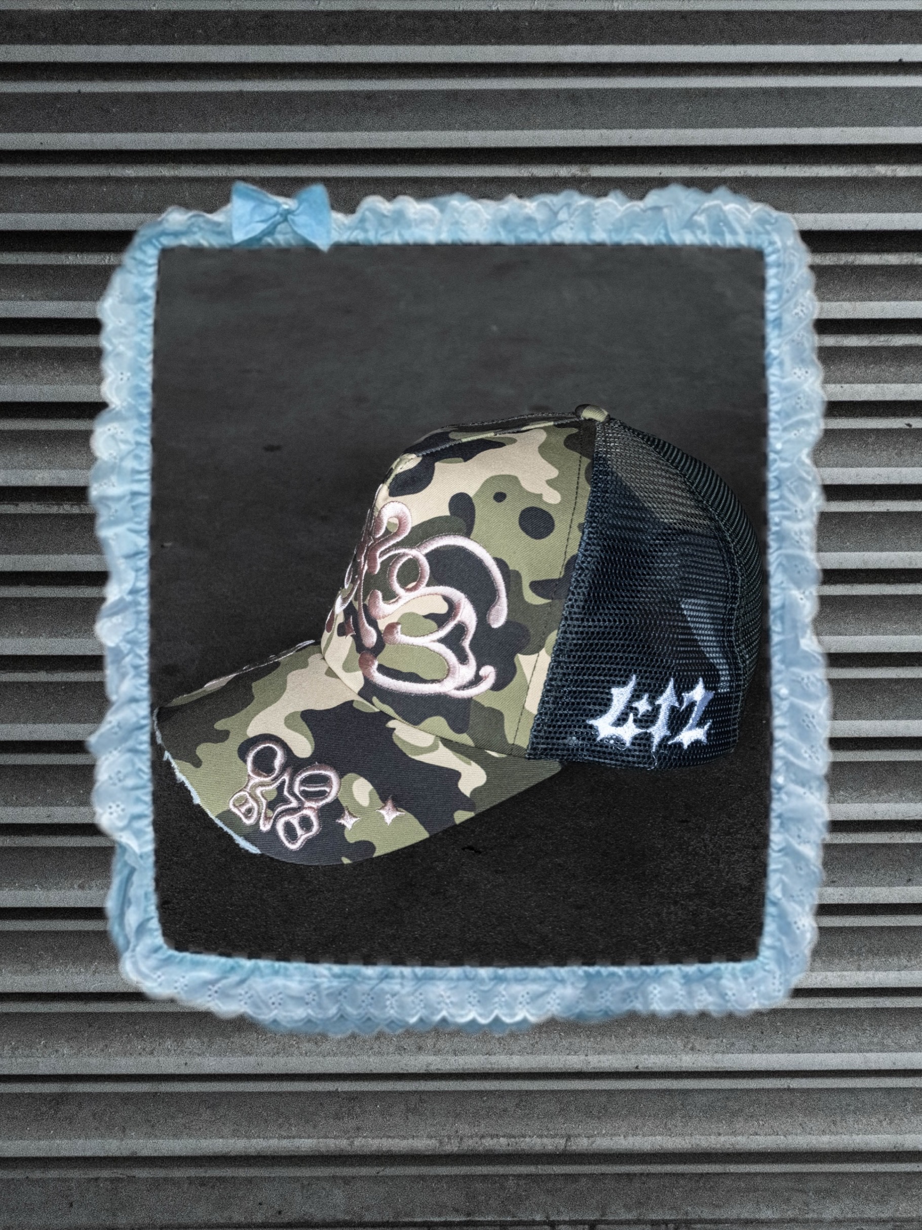 LIZ Camo Trucker Cap