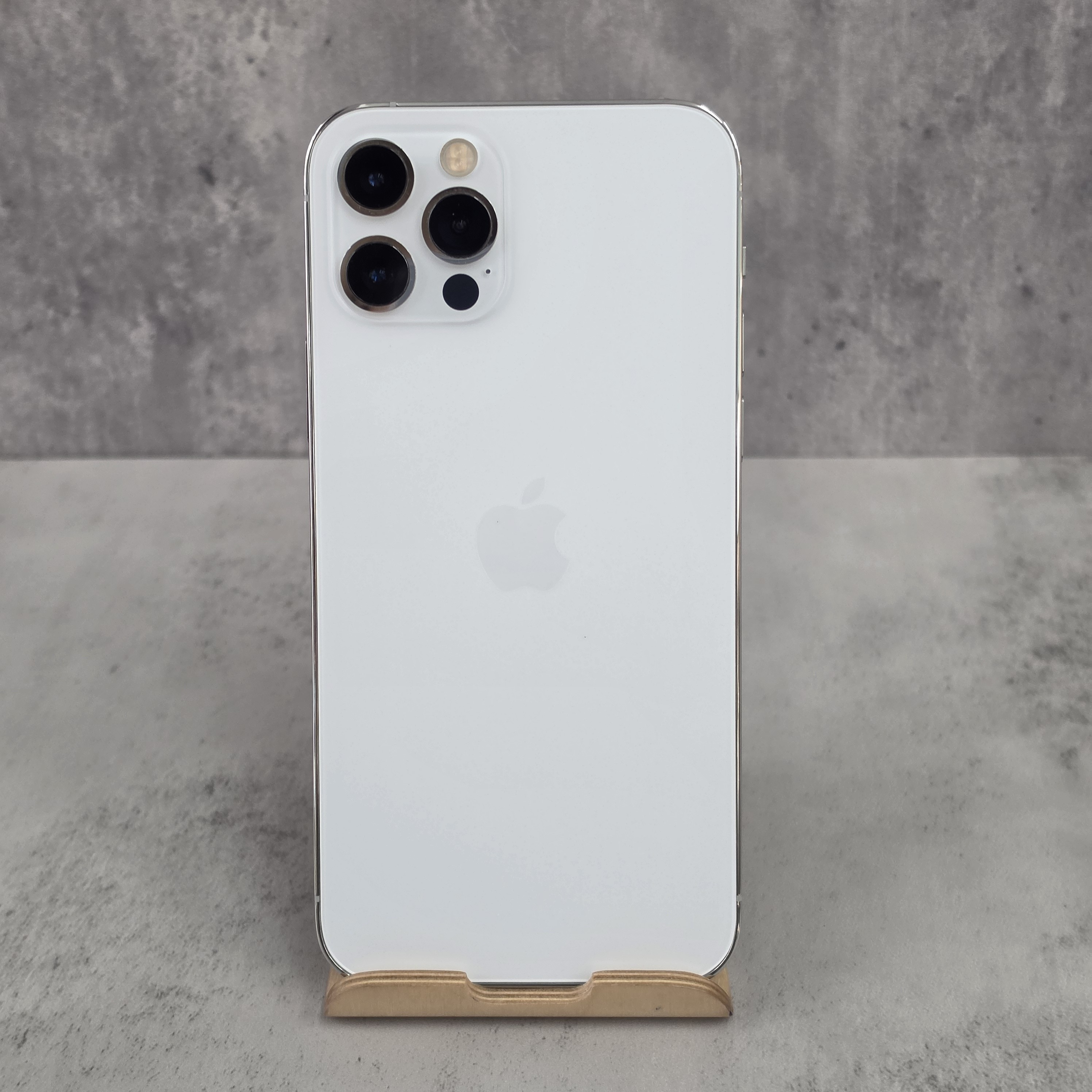 【二手】iPhone 12 Pro 256GB 銀色 / 背板/電池換新
