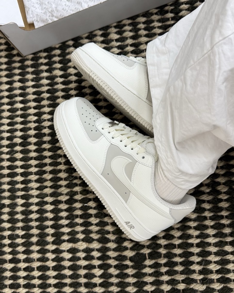 NIKE AIR FORCE 1'07 LV8 AF1 骨白奶灰 奶油白 奶灰 低飽和 拼接 男鞋 IR1475-133 / 預購