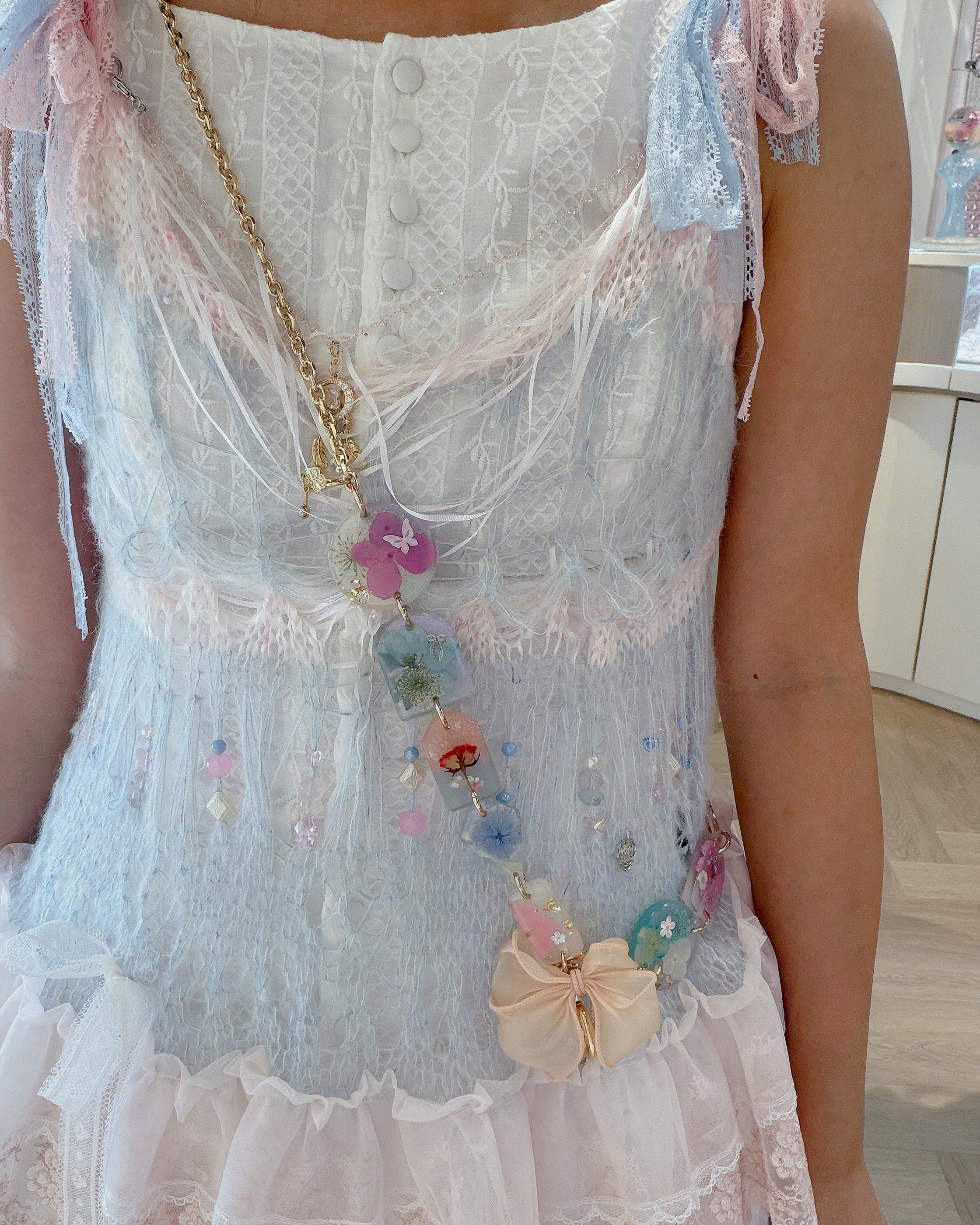 Dual-Tone Floral Dream Pressed Flower Phone Strap