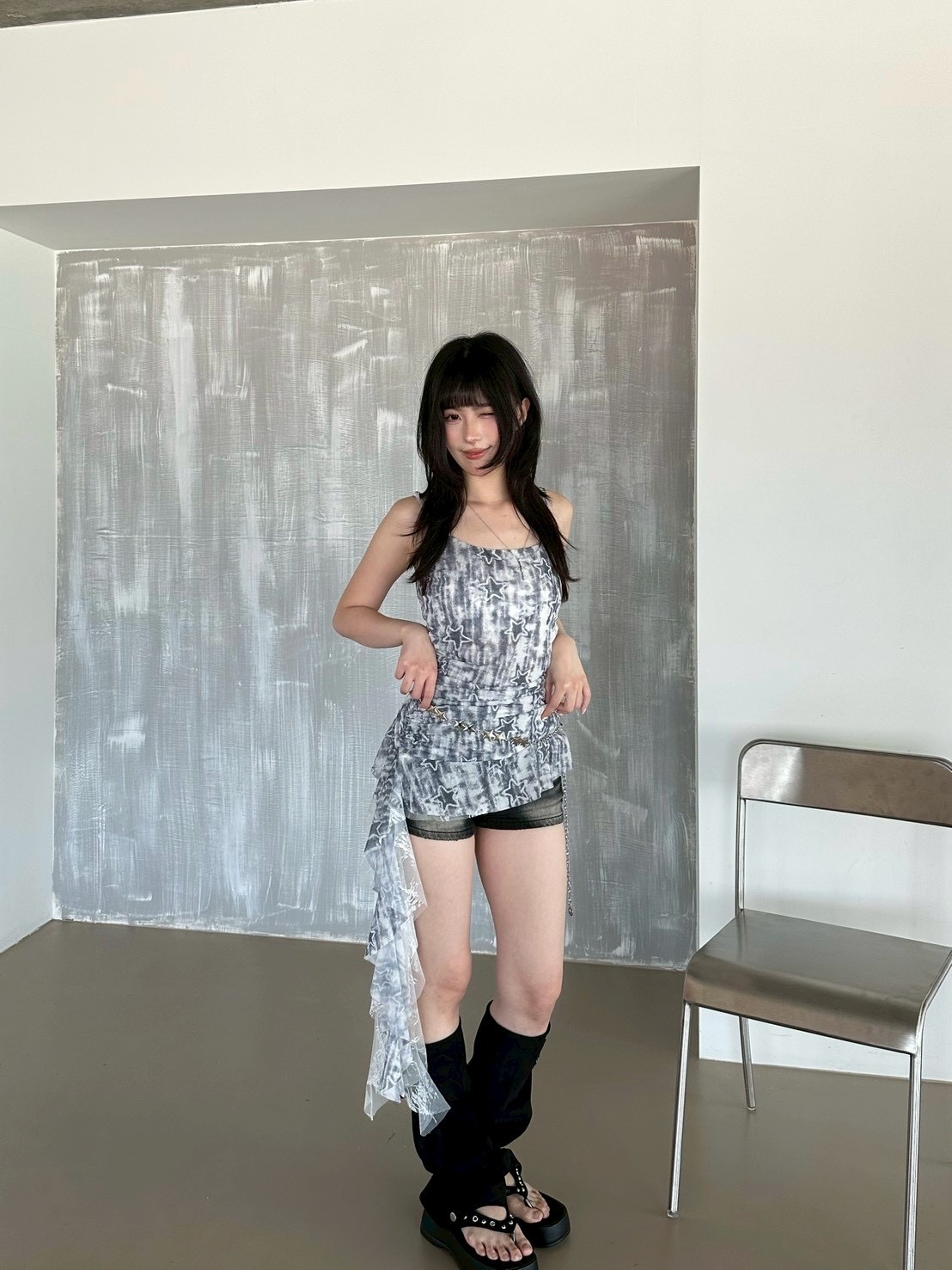 復古辣妹星星抓腰飄帶背心
