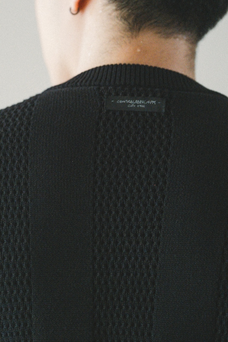 CentralPark.4PM - Crew Neck Knit Tee’26 - Black