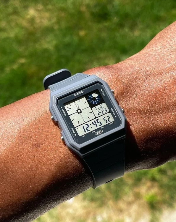 Casio LF-20W-8A2