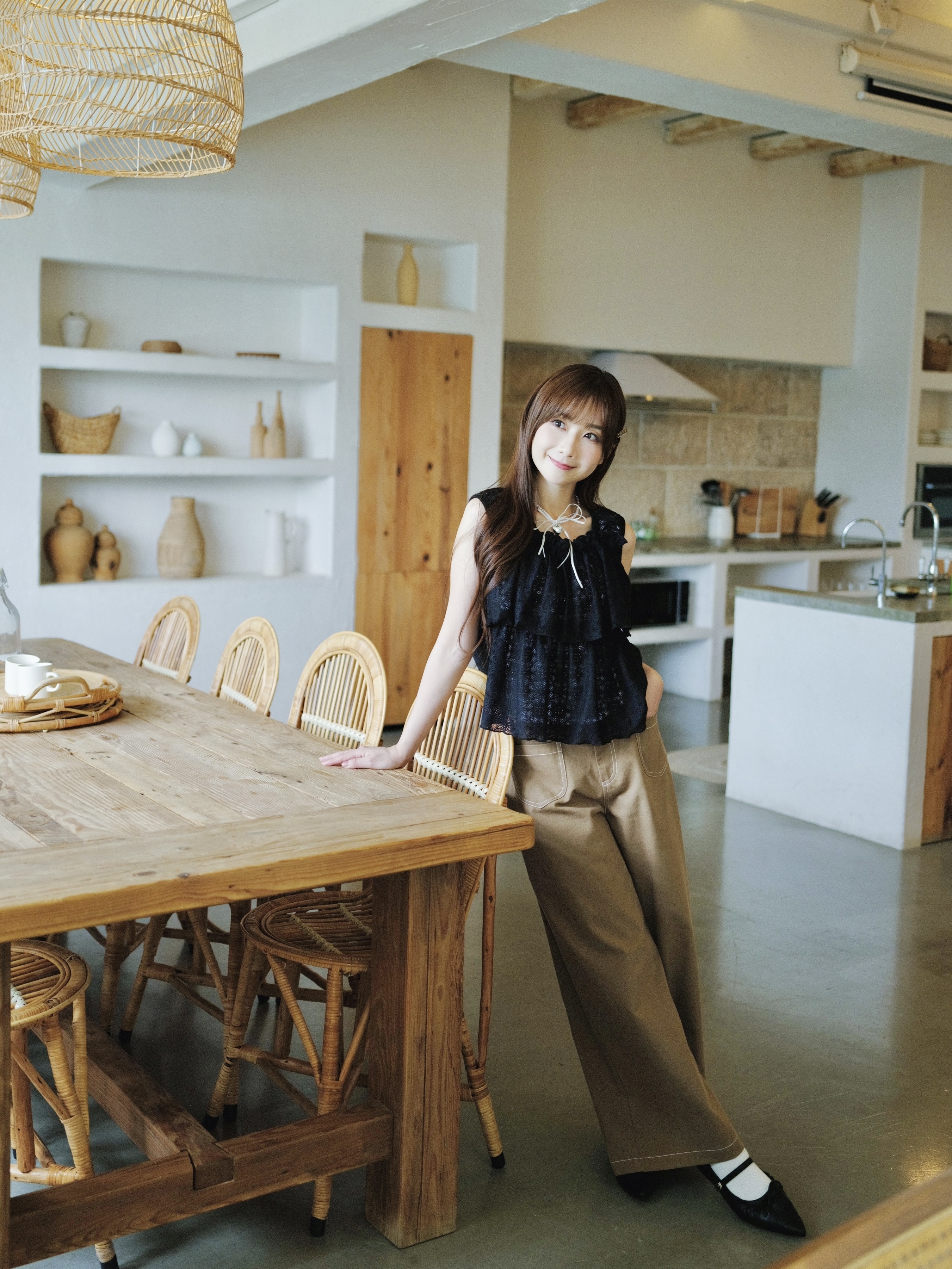 四色 / 小尖袋明線闊腳長褲 / Pointed Pockets Topstitched Wide-Leg Pants