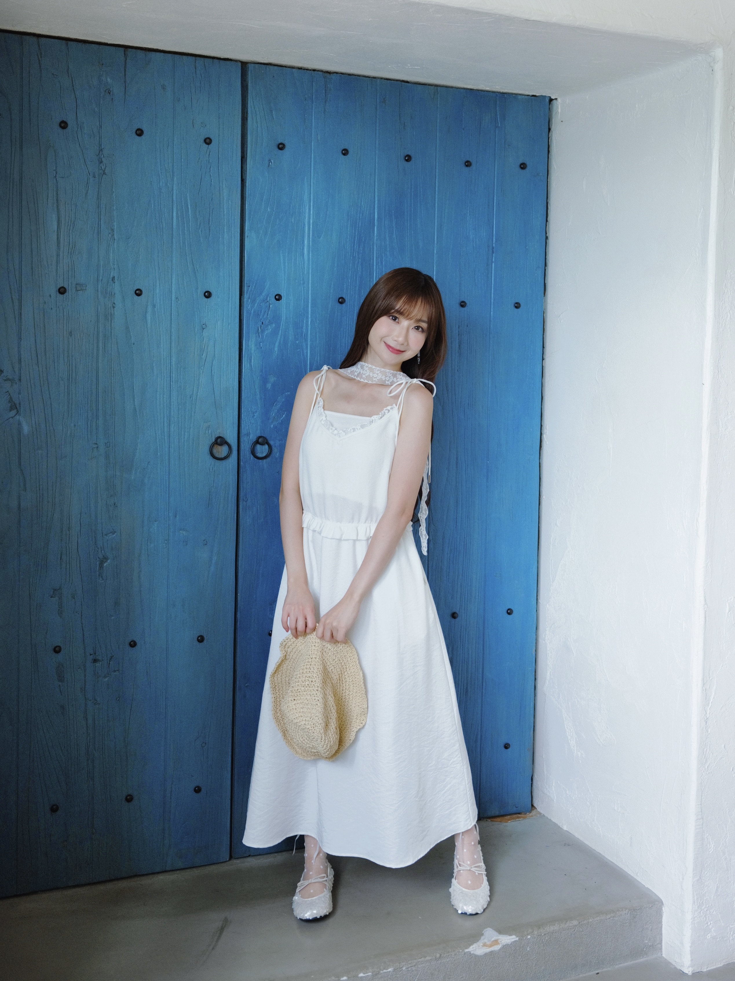 三色 / 蕾絲小V領竹節棉連身裙 / Lace-Trim Slub Cotton Cami Dress