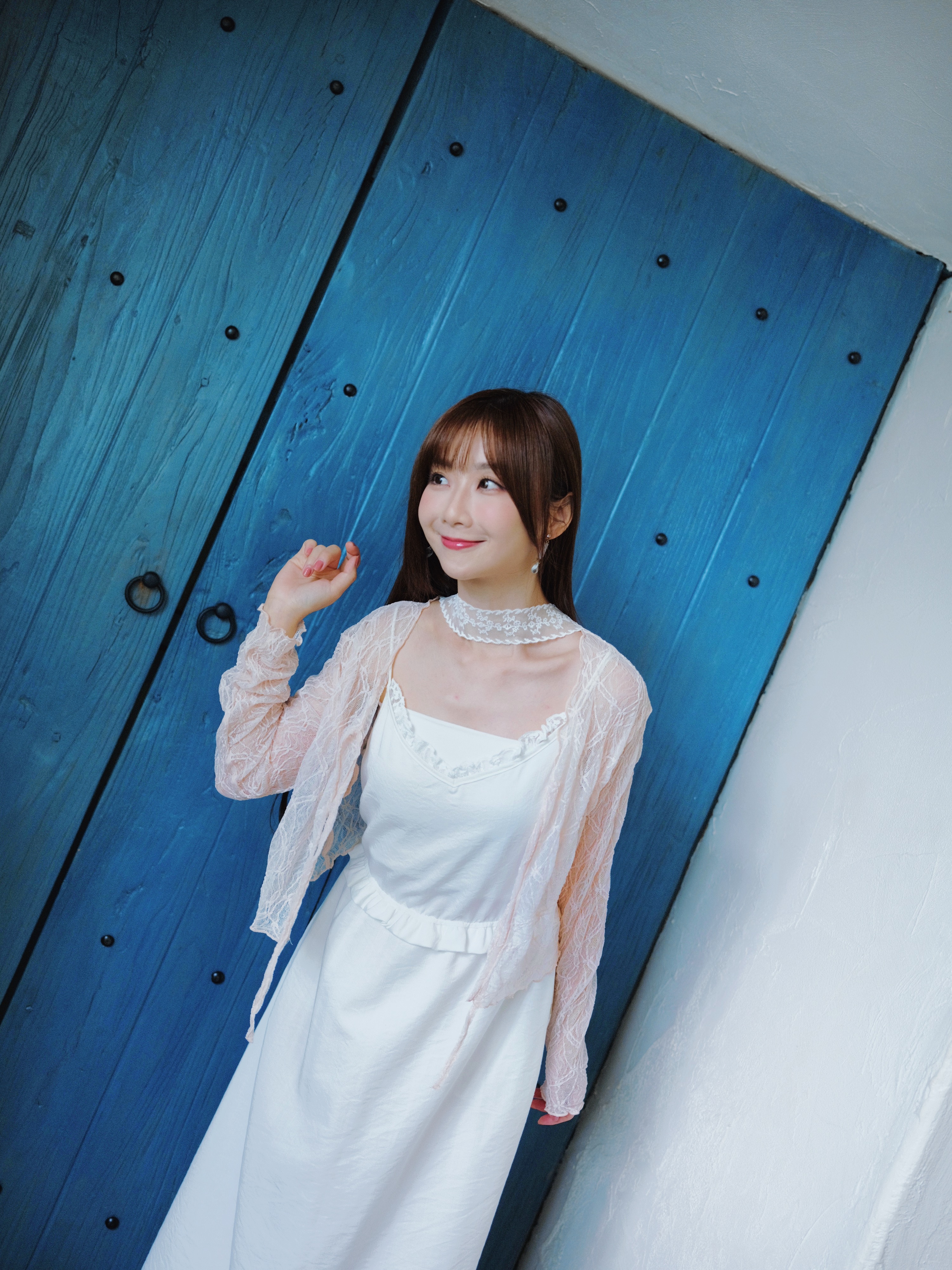 三色 / 冰透蕾絲蝴蝶結薄外套 / Fine-Lace Tie-Front Cardigan