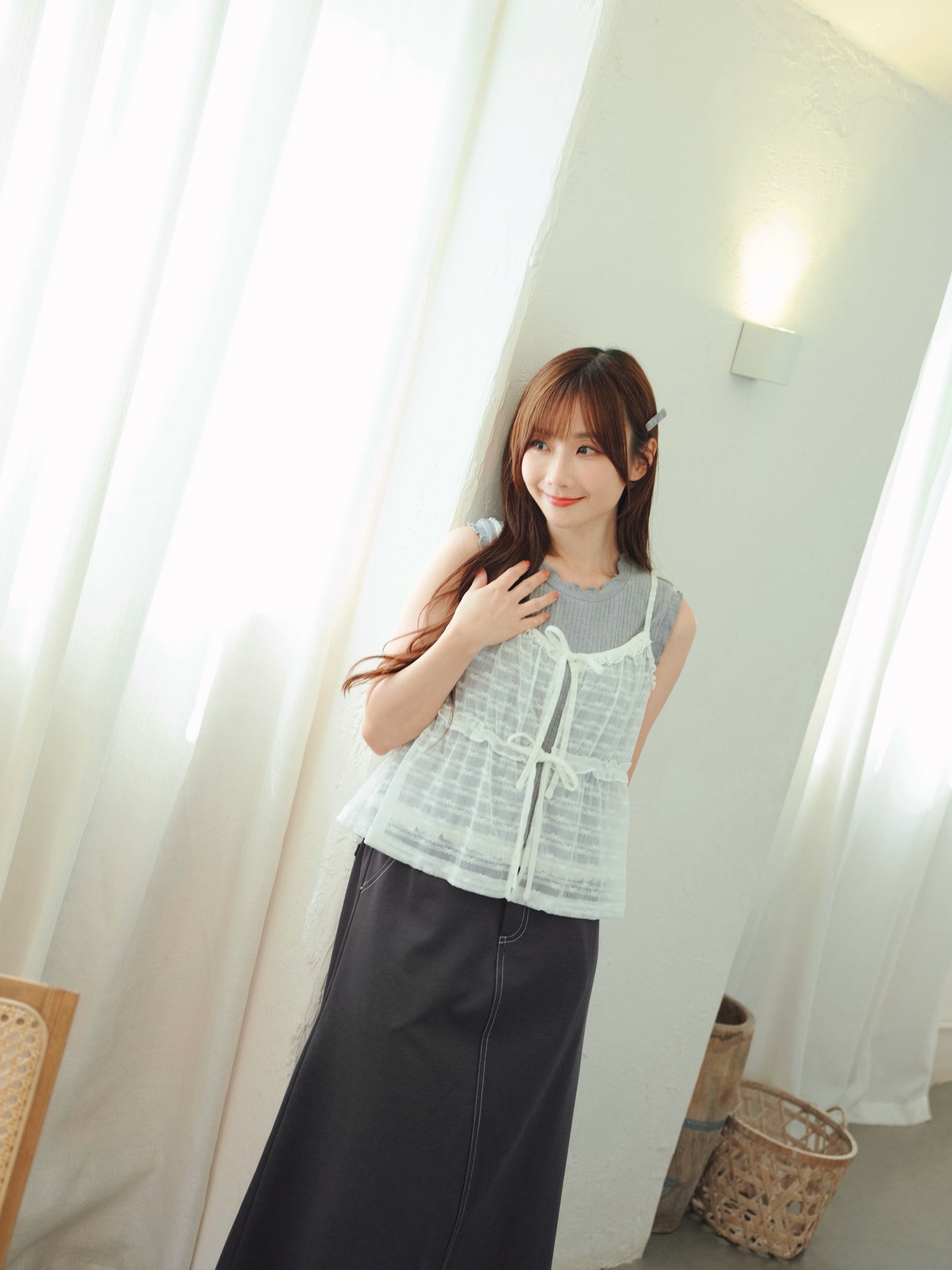 四色 / 磨砂感小蝴蝶結綁帶馬甲 / Sheer Bow-Patterned Tie-Front Cami Top