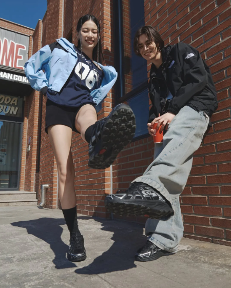 LYS02094 The North Face Unisex 科技感運動鞋