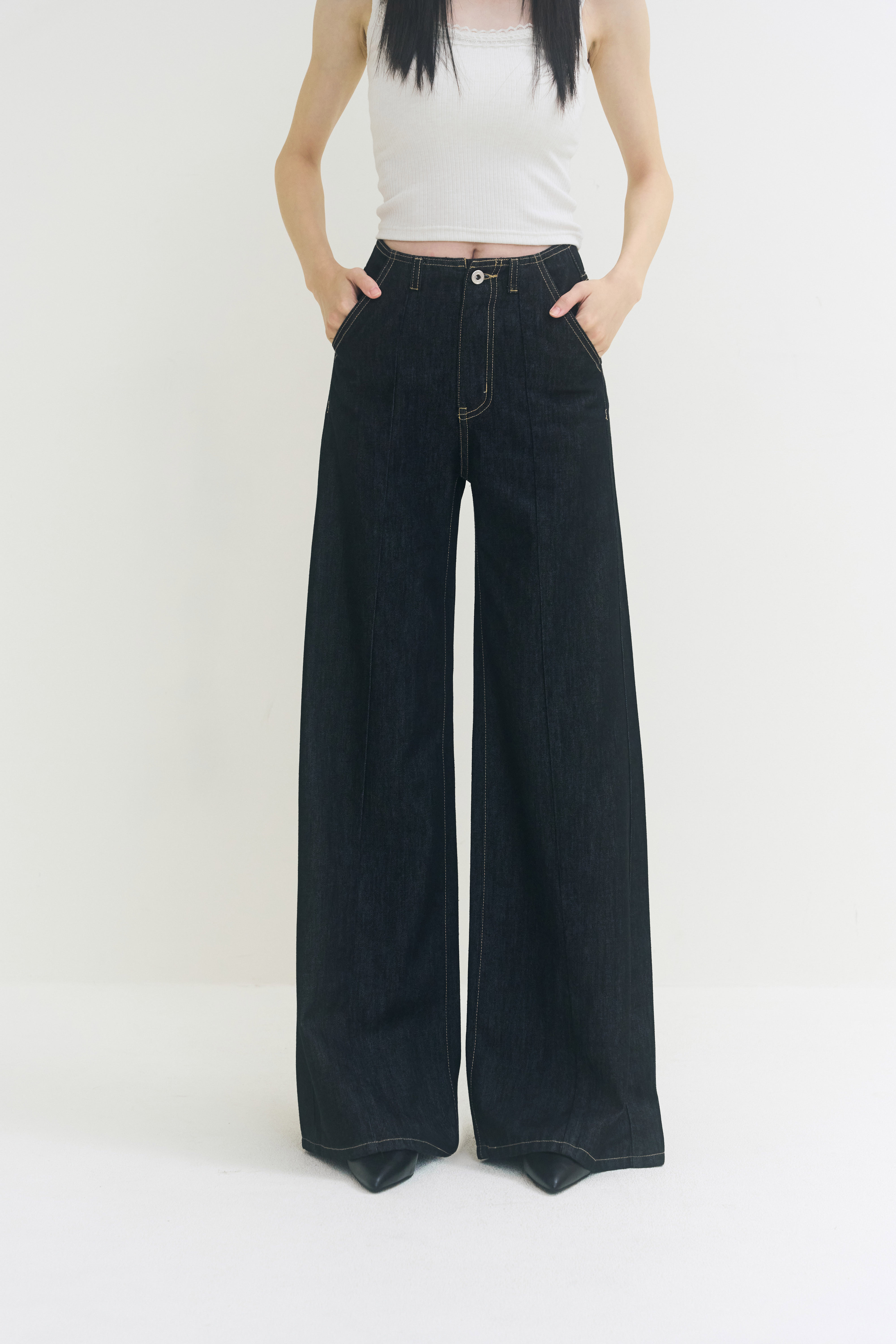 Tencel Denim連腰寬喇叭天絲牛仔褲-黑藍【預購】