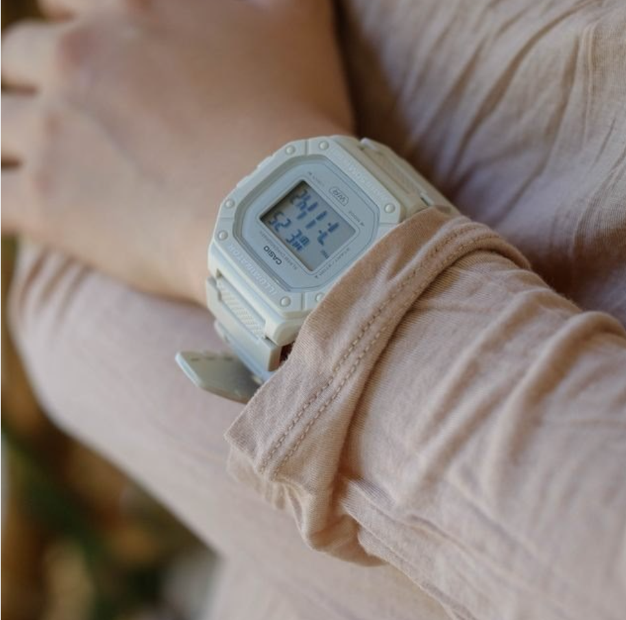 Casio W-218HC-8A