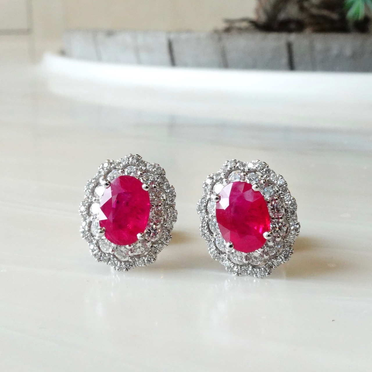 18K Gold Natural Burmese Ruby Earrings with Diamonds setting - Oval cut