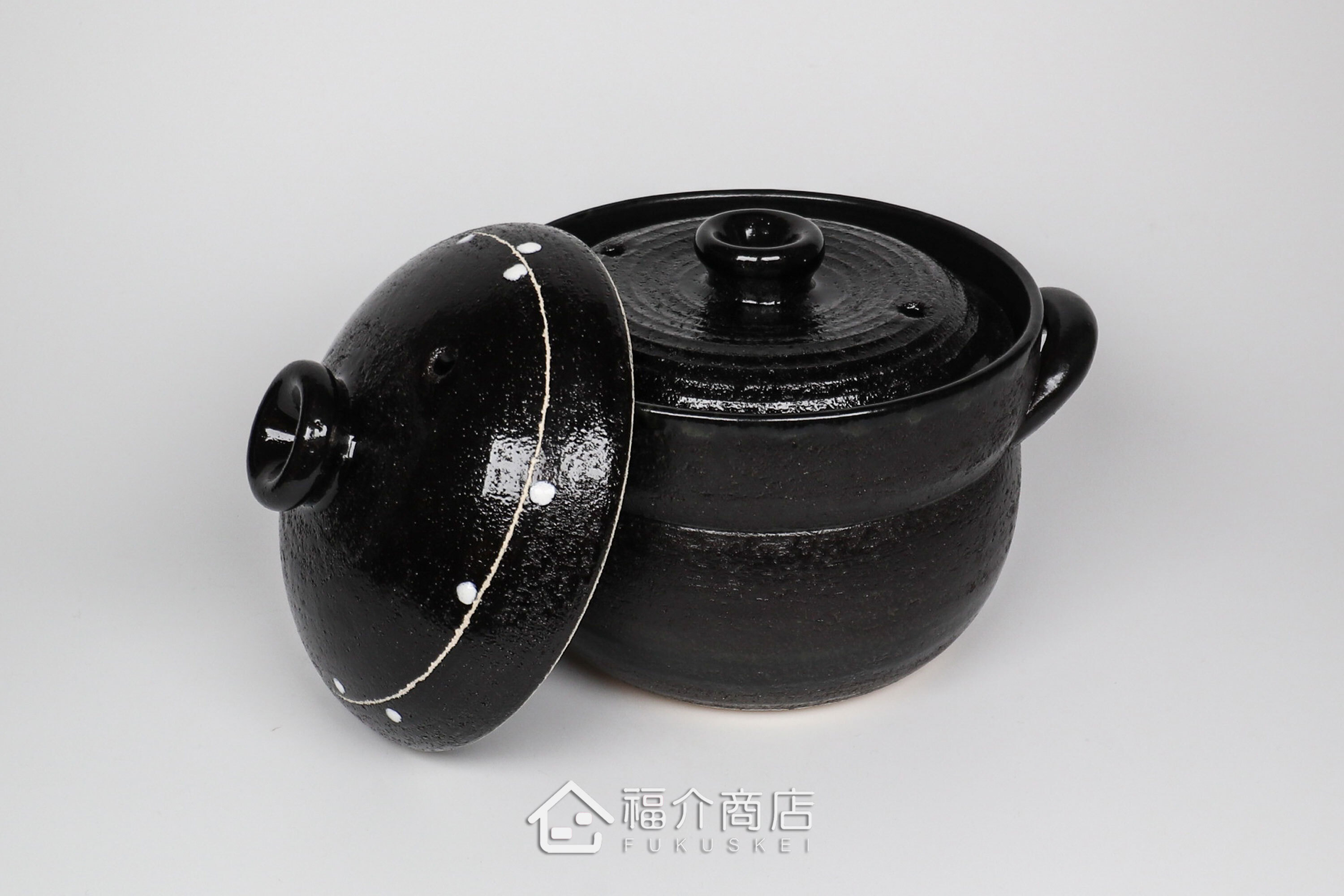 煮飯用陶瓷材質的飯鍋