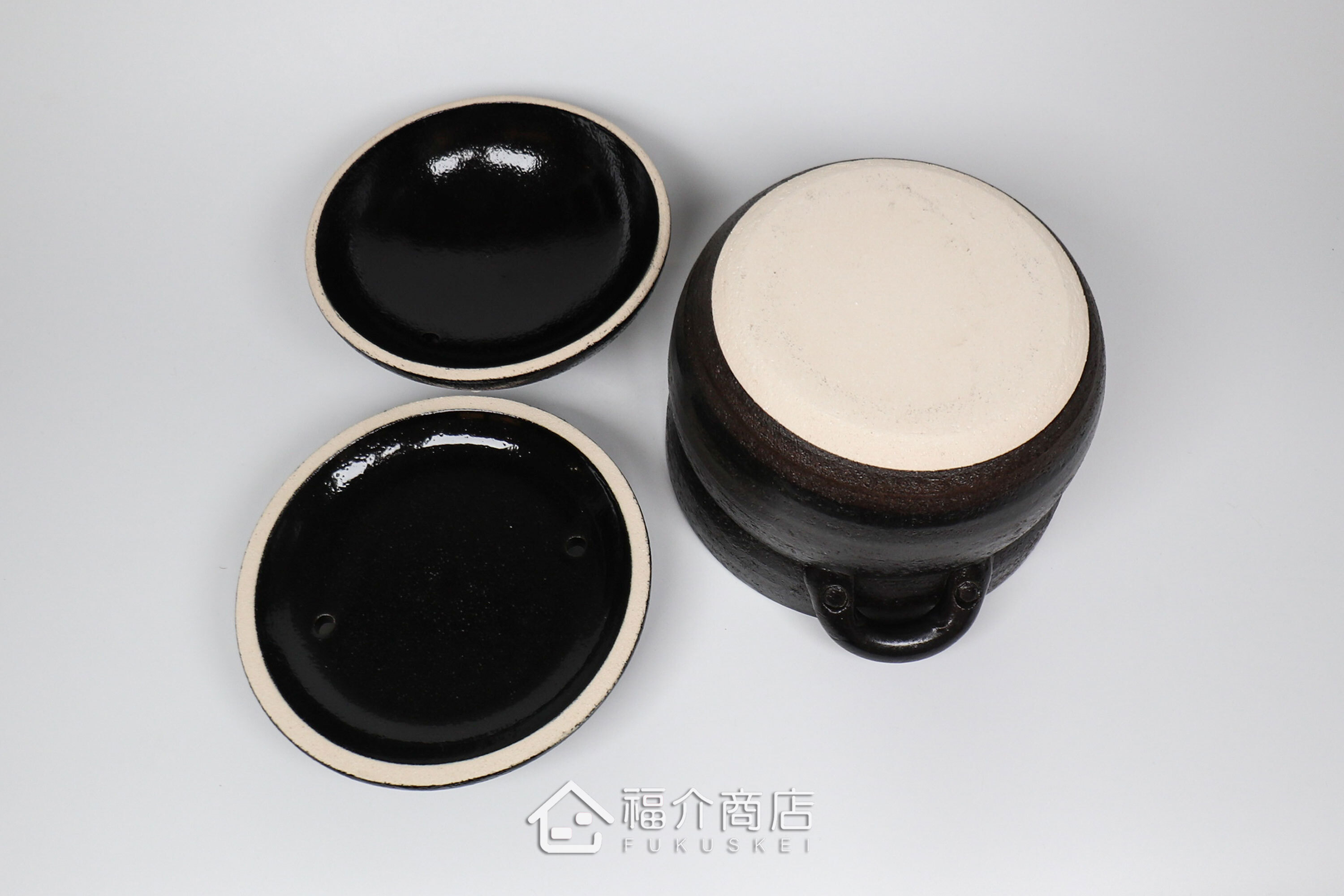 煮飯用陶瓷材質的飯鍋
