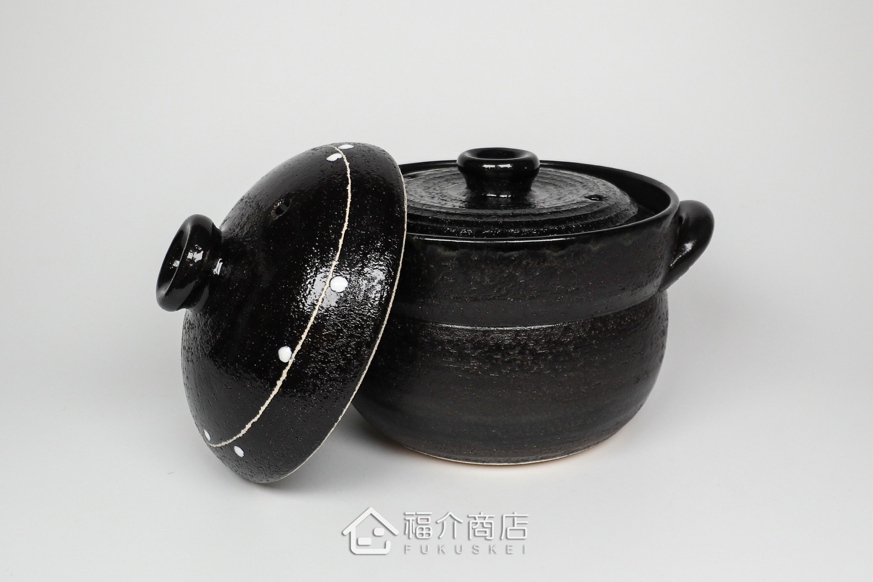煮飯用陶瓷材質的飯鍋