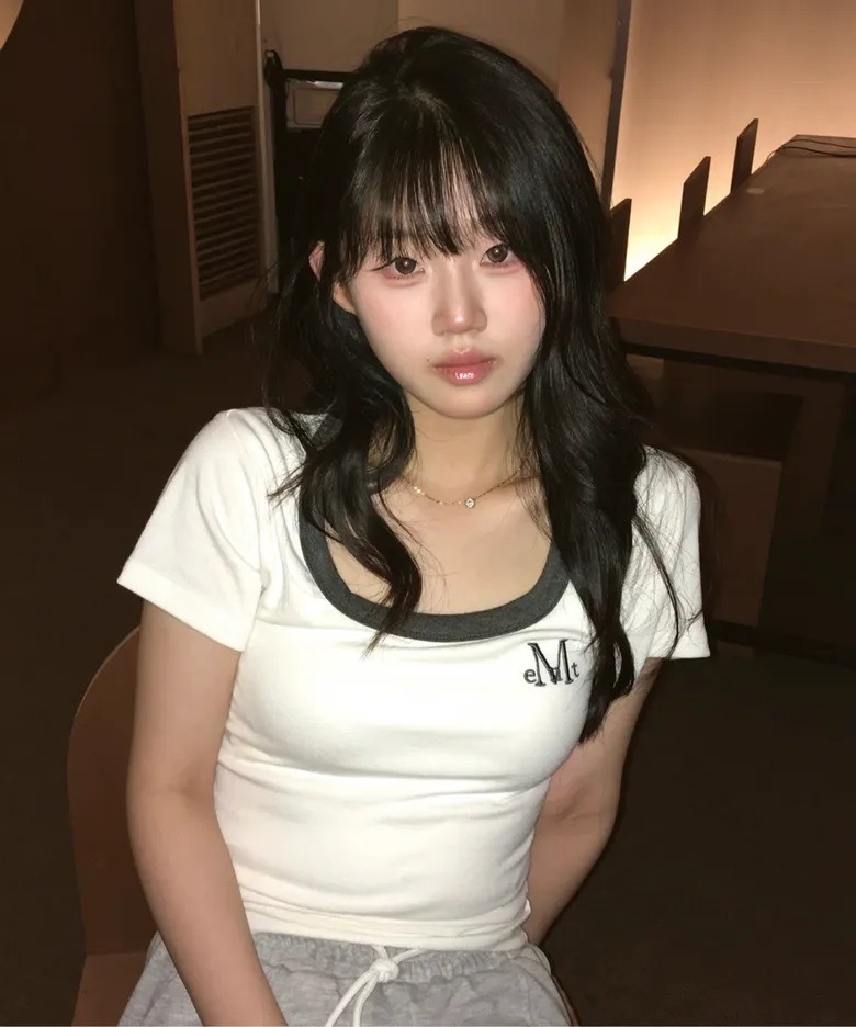 韓國限定🇰🇷 MUCENT FERRING MIDI RINGER HALF T 滾邊 撞色 大U領 短袖 短T / 預購