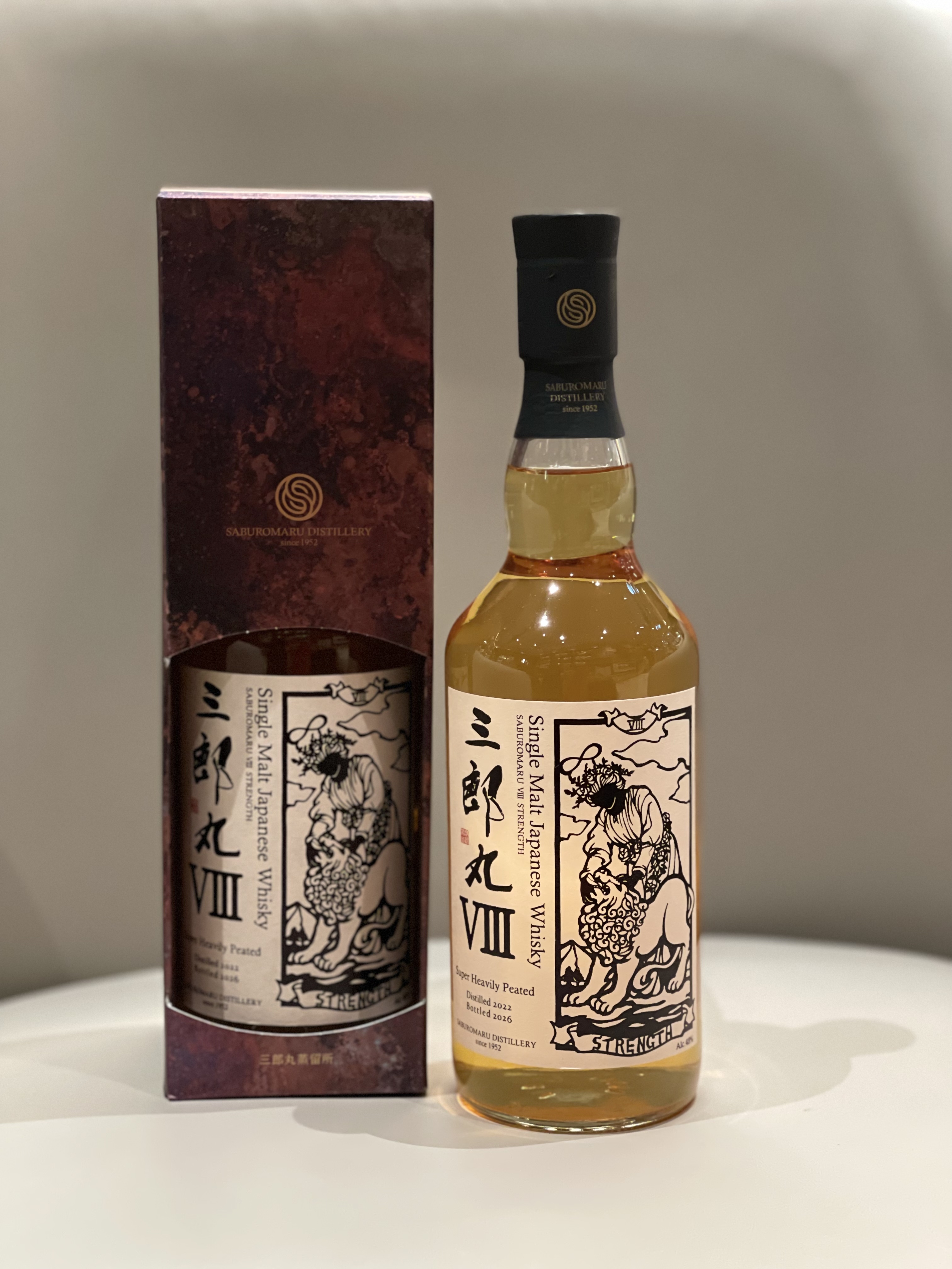 三郎丸 VIII STRENGTH 塔羅牌 8號「力量」超重泥煤 單一麥芽威士忌