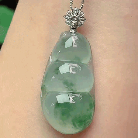 75332 翡翠冰種飄花福豆