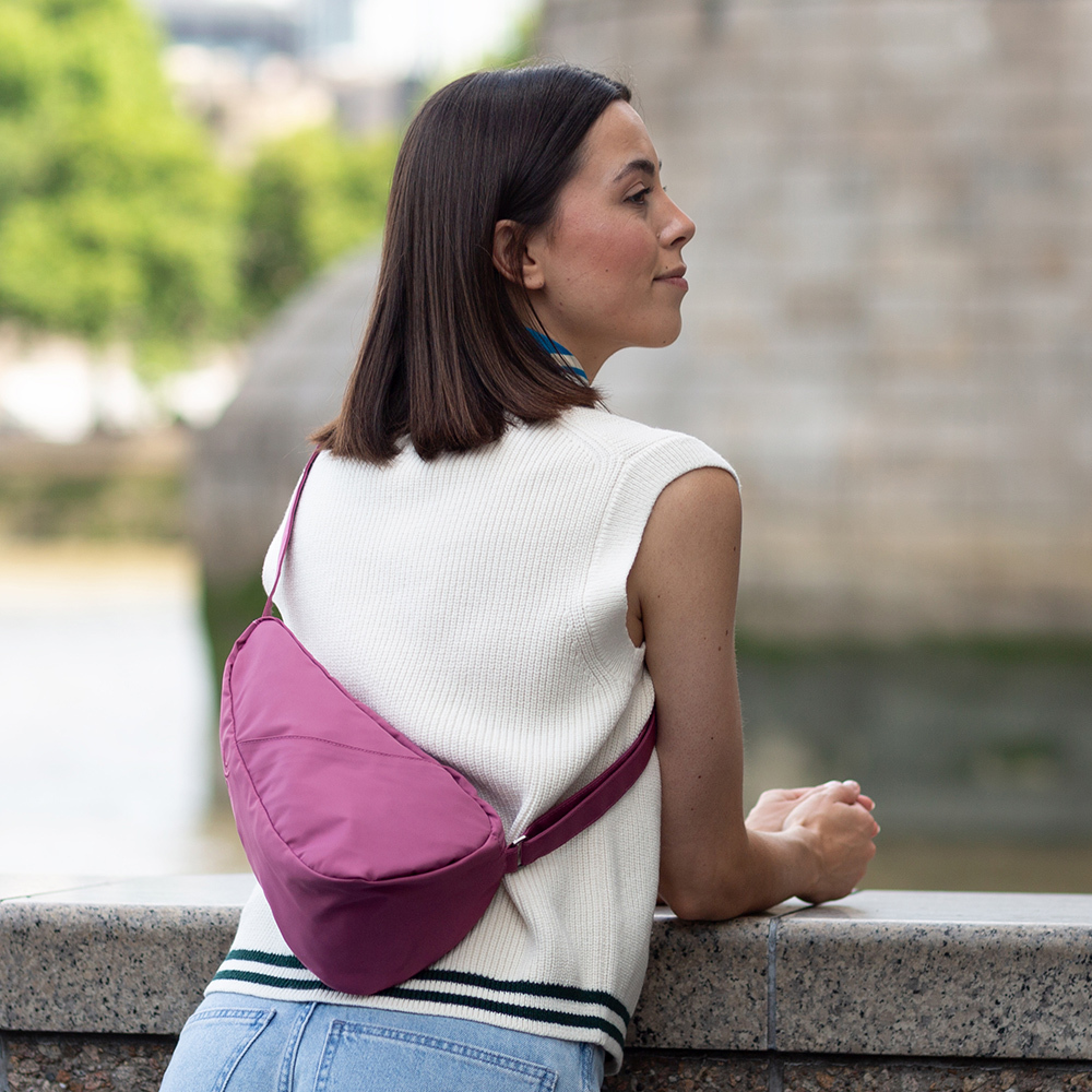 再生材質 RECYCLED NYLON SLING 斜背包-煙燻玫瑰