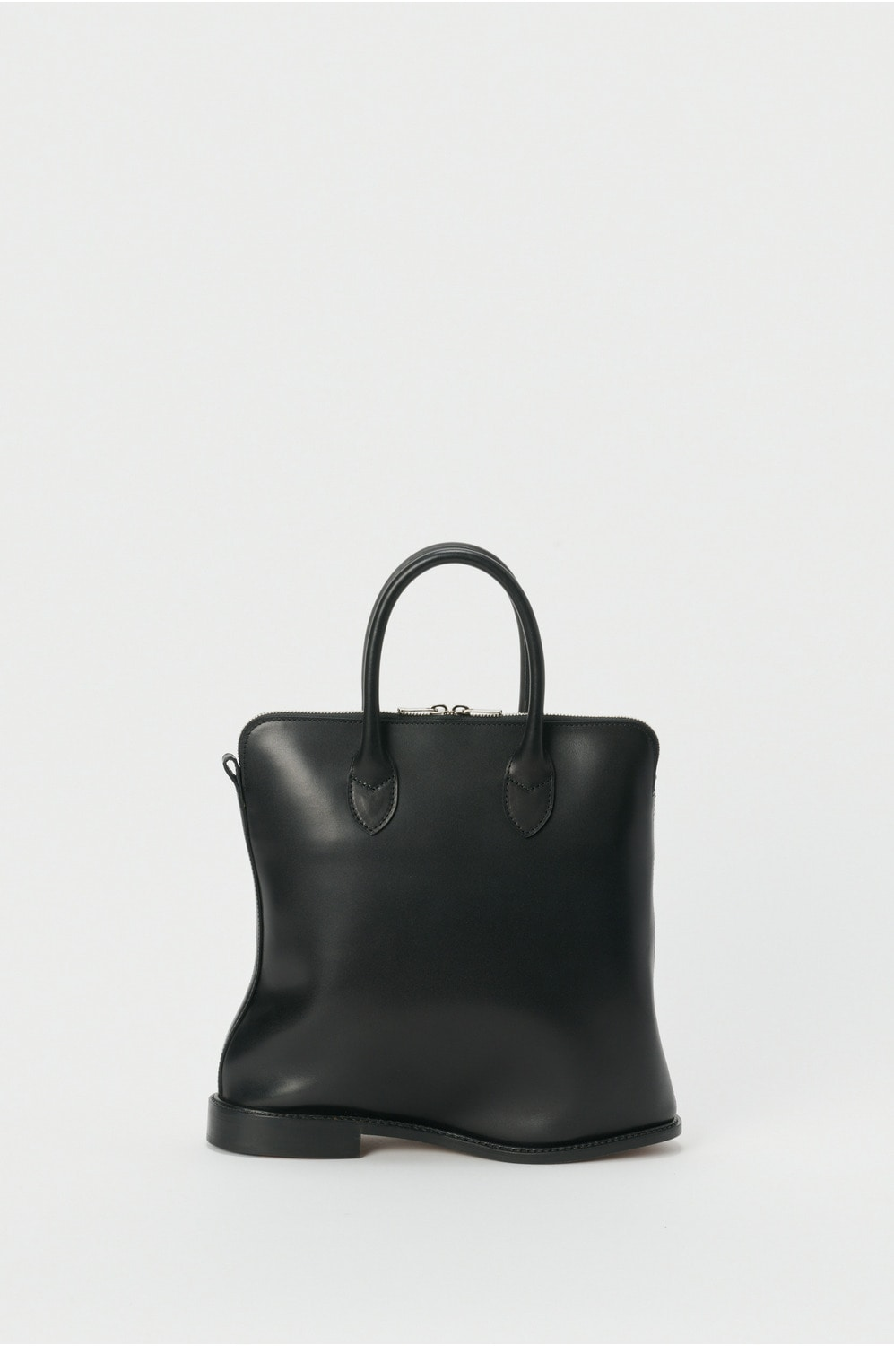 『日本連線中』2026SS Hender Scheme shoes bag big 鞋底造型 皮革 手提包