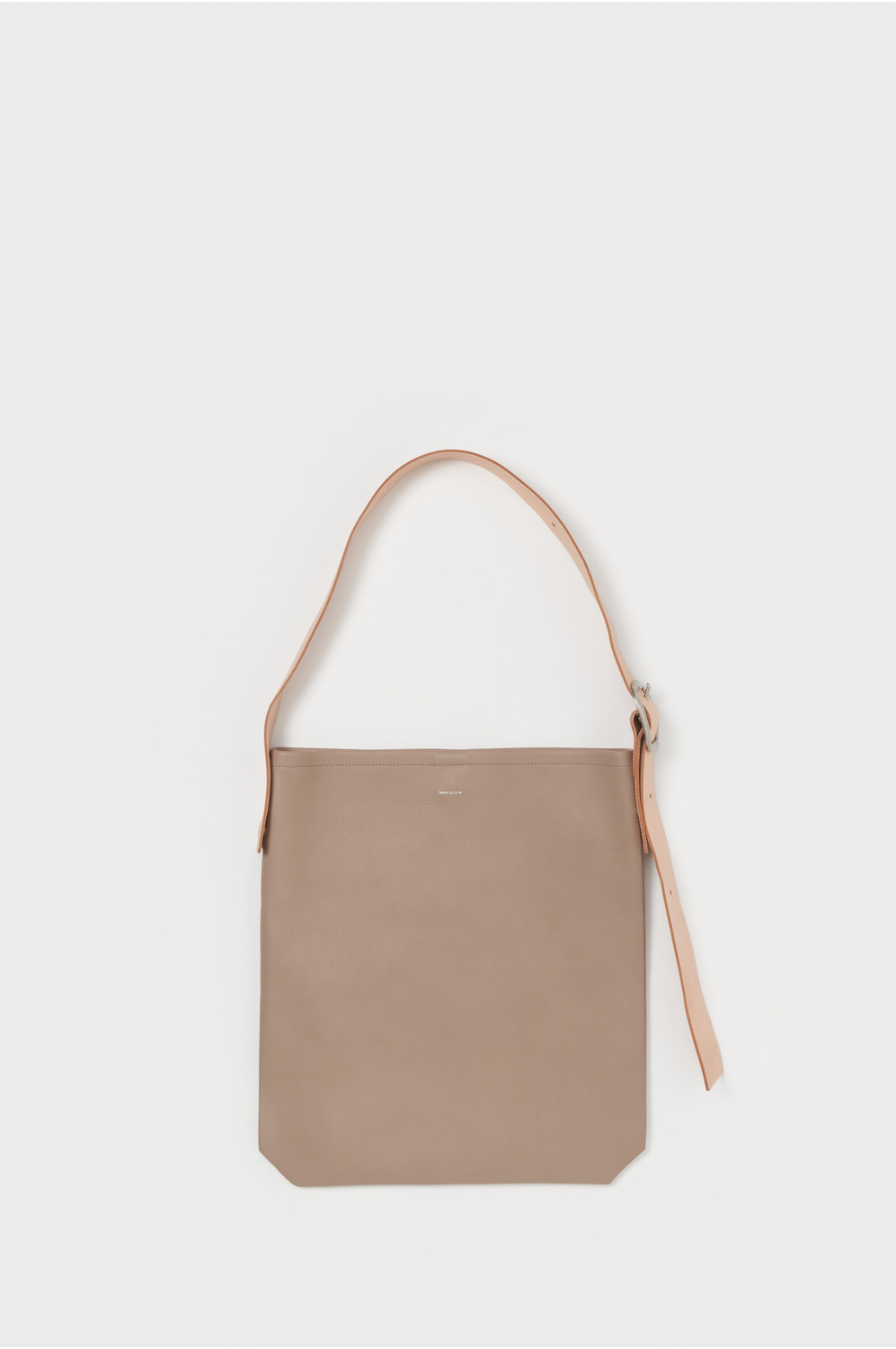 『日本連線中』2026SS Hender Scheme one side belt bag 皮革 牛皮 側背包