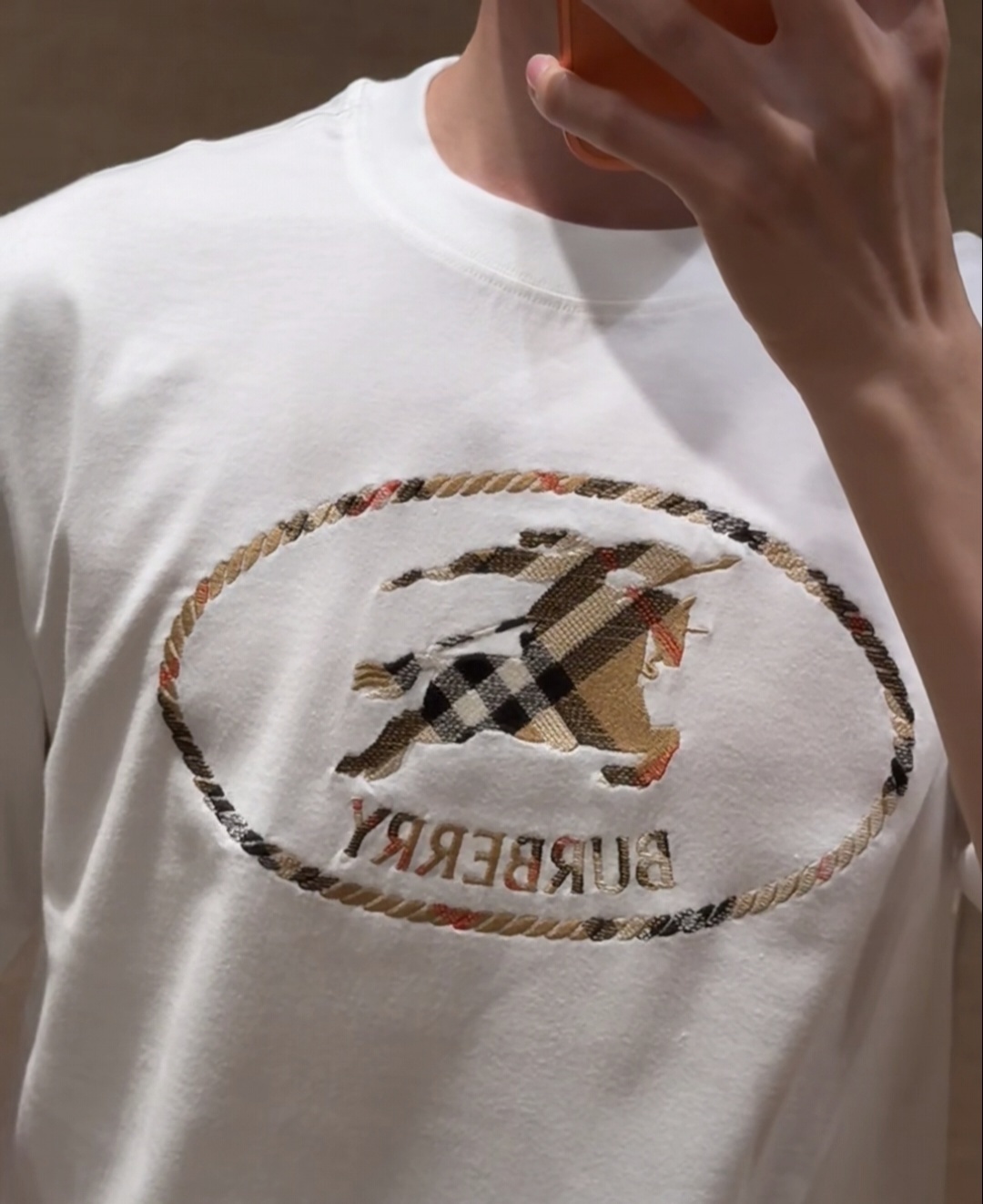 BBR 白色 圓框戰馬刺繡LOGO TEE (男女款)