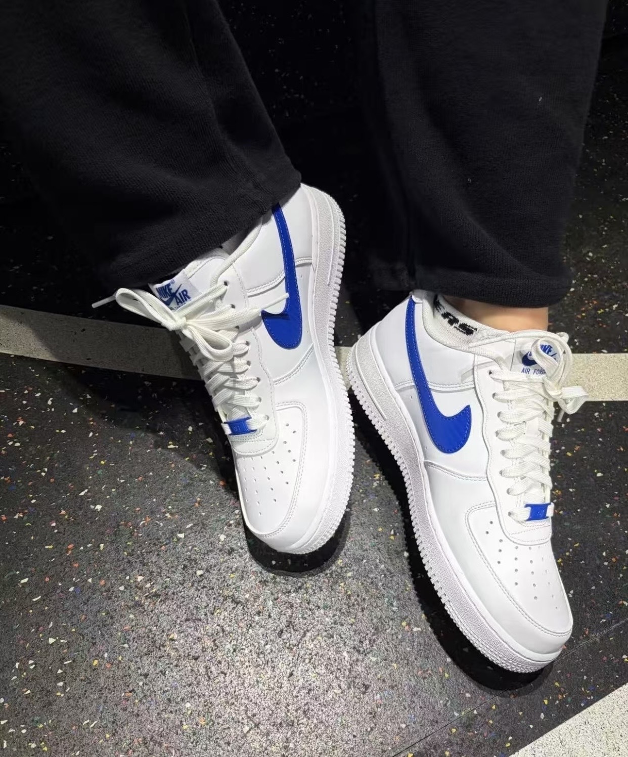 【預訂】NIKE AIR FORCE 1 LOW 白寶藍刺繡剔-MEN