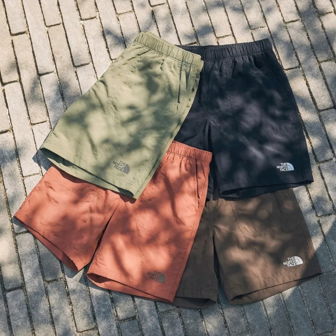The North Face Essence Shorts [NS6NS01]