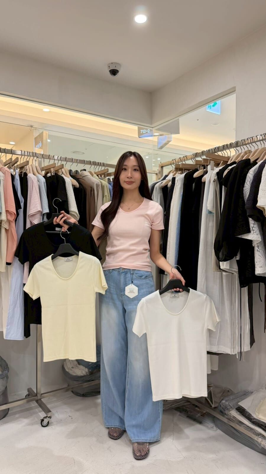 MB6401 U領正肩Tee *特價貨品不設退換*