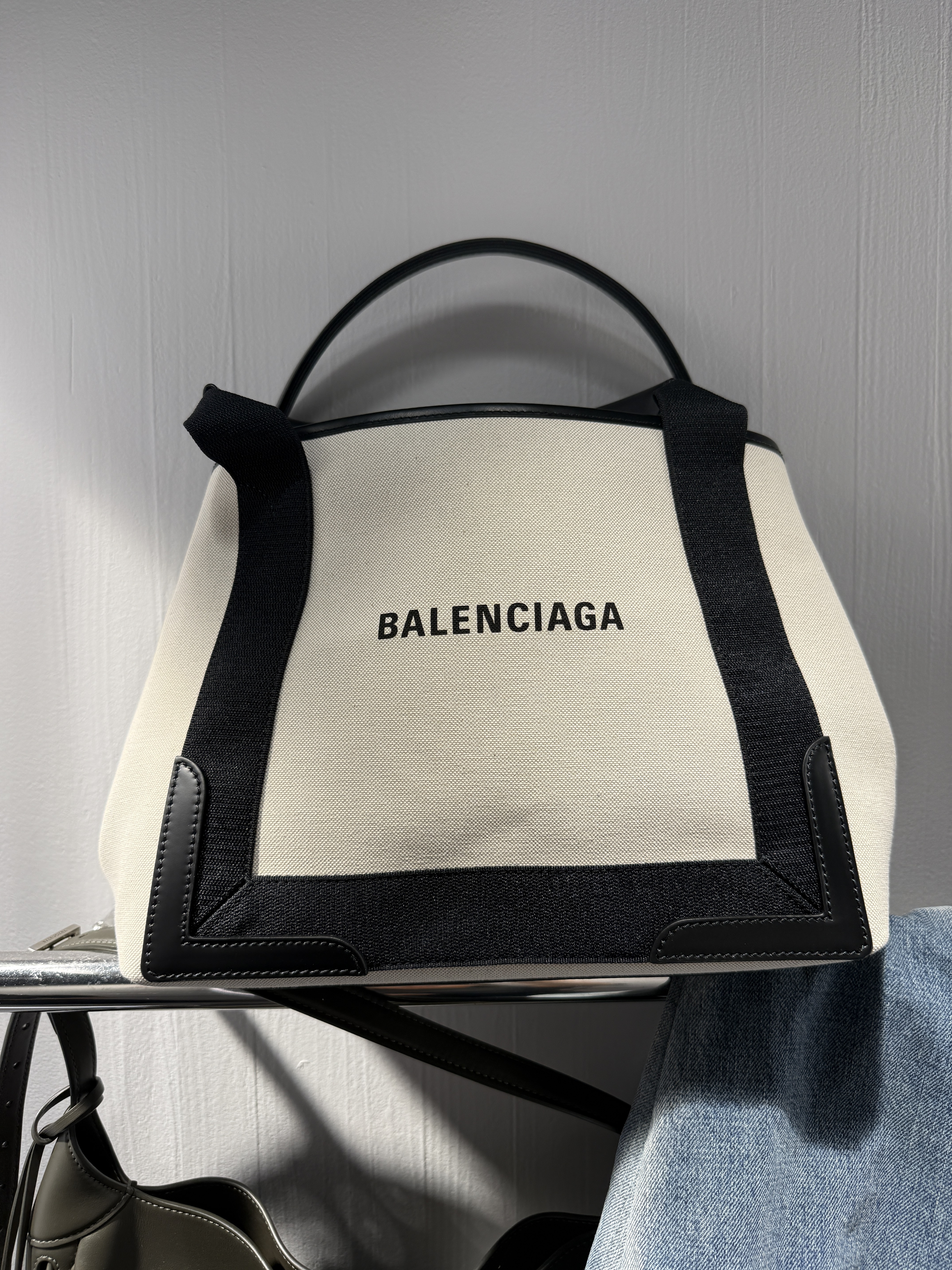 Balenciaga navy cabas white black