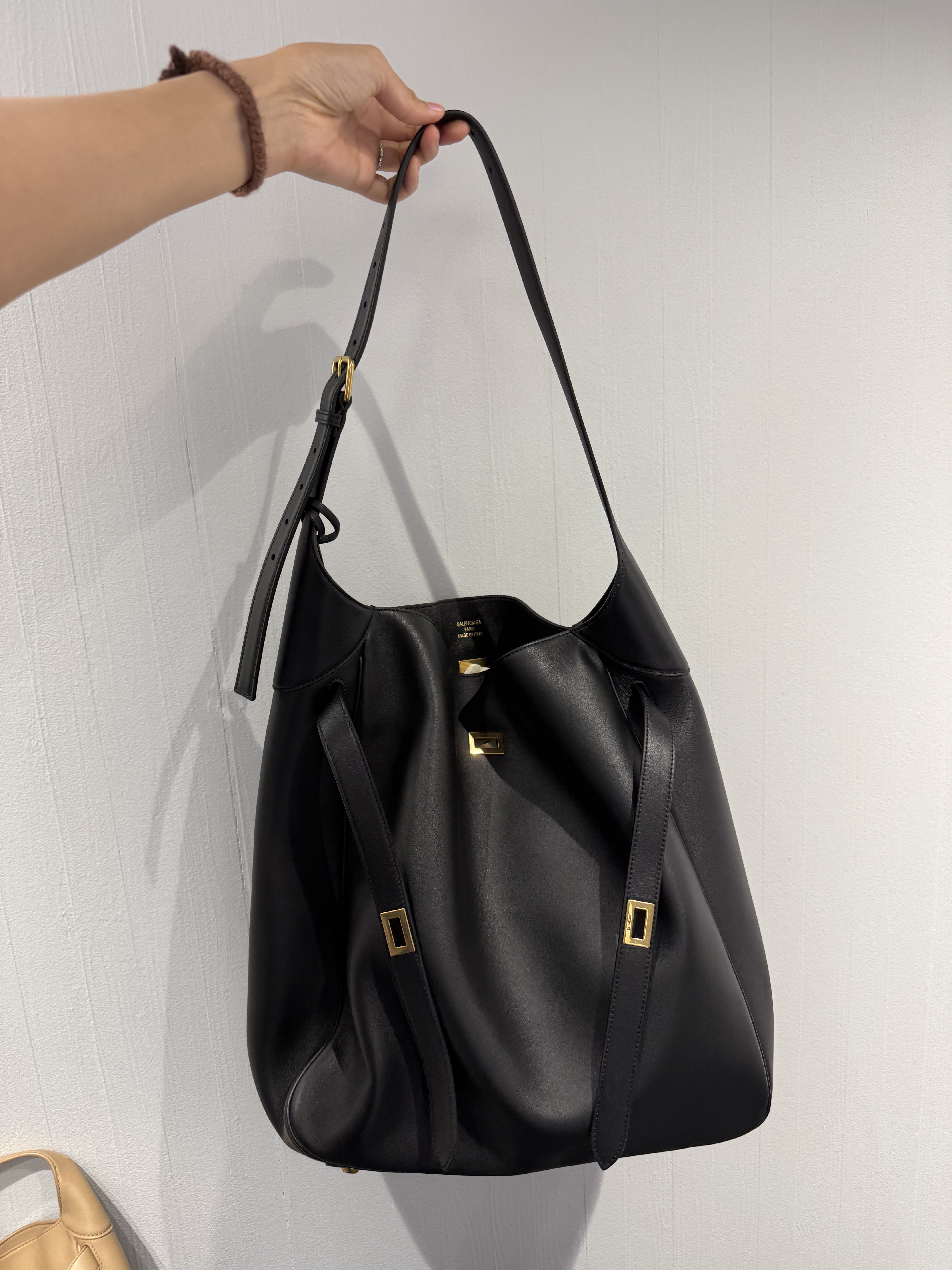 Balenciaga Bel Air Shoulder Bag large black