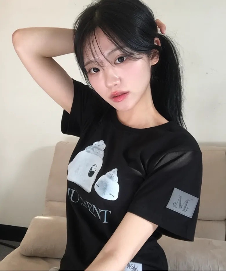 韓國限定🇰🇷 MUCENT X COIRIS MARINAE SIDE LEATHER PATCH HALF T 寄居蟹 圖案 皮革標誌 短袖 短T / 預購