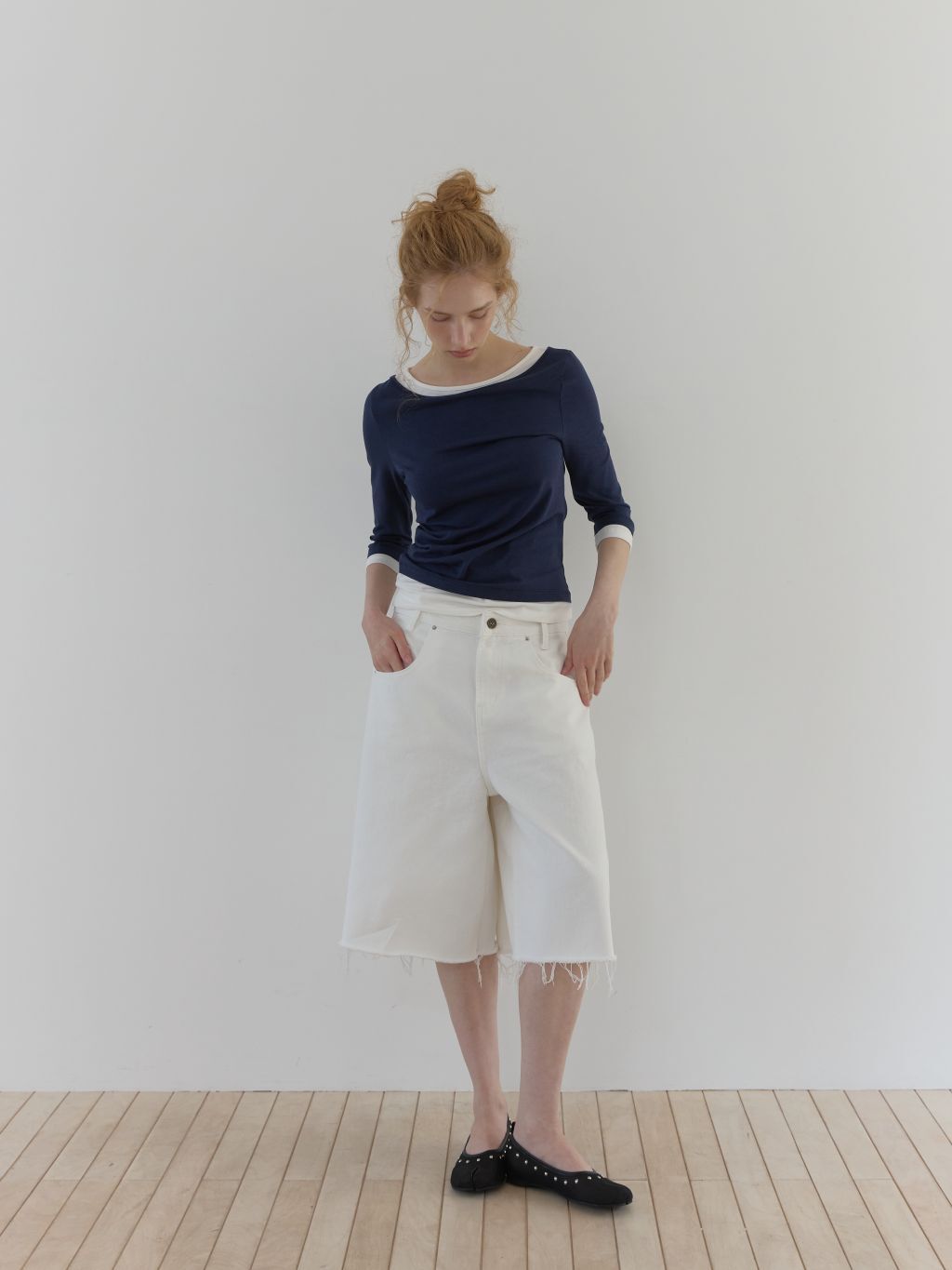 (A29)ESSENTIAL BERMUDA DENIM (WHITE)