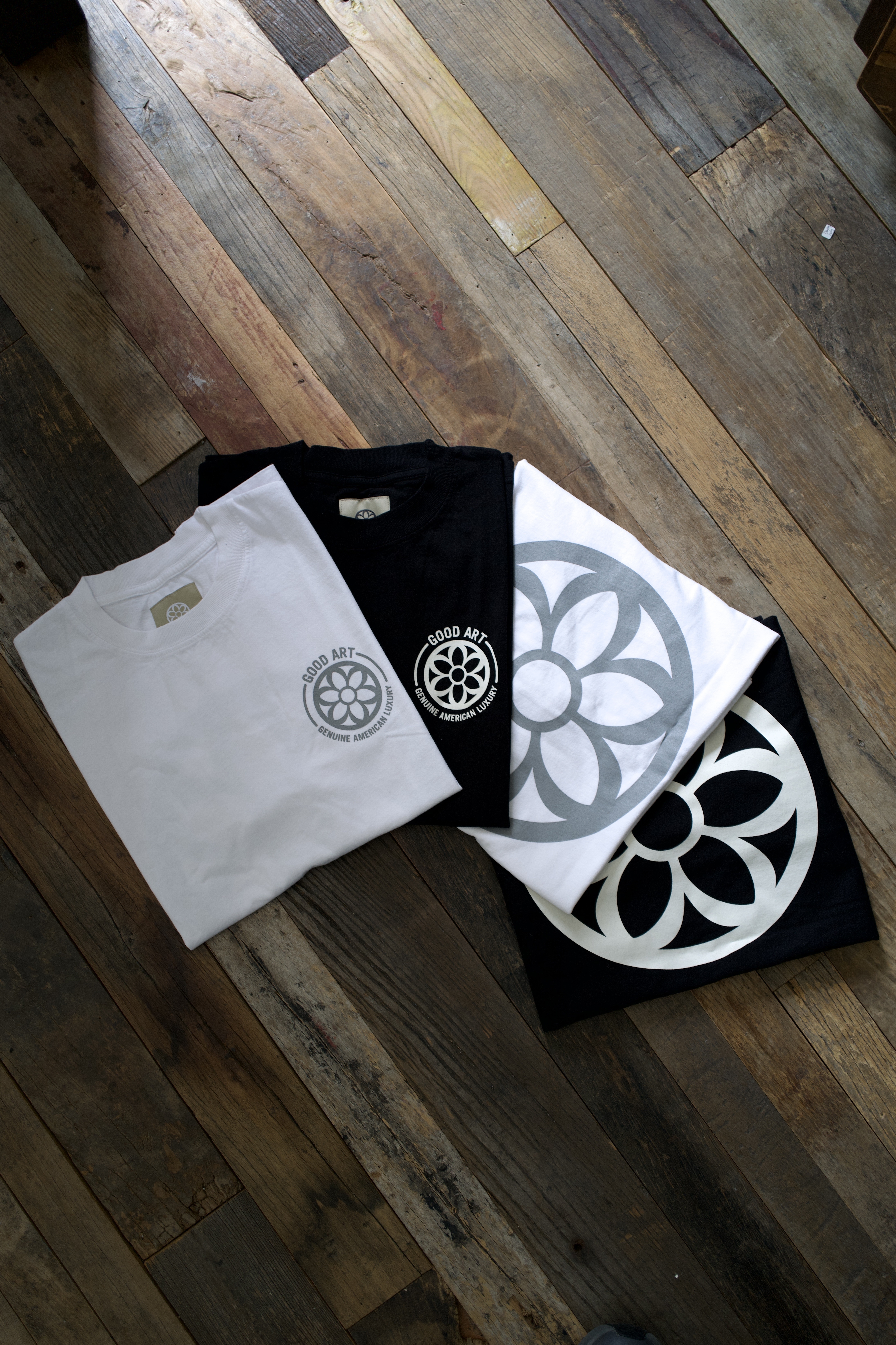 Goodart x vinavast Multi Shop Tee limited edition