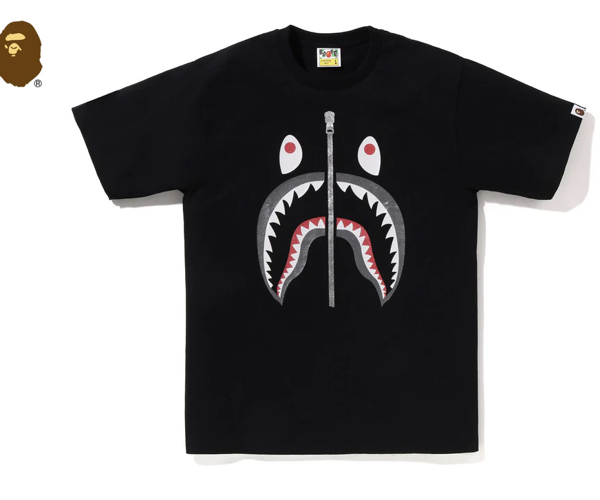 【BAPE男生】0718發售 亮光印刷GLITTER SHARK TEE