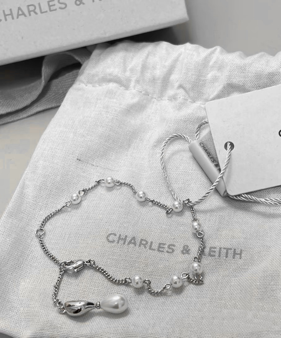【預購】Charles & Keith 小CK 七夕 送禮首選 Corrine 簡約 珍珠 細鍊 手鍊